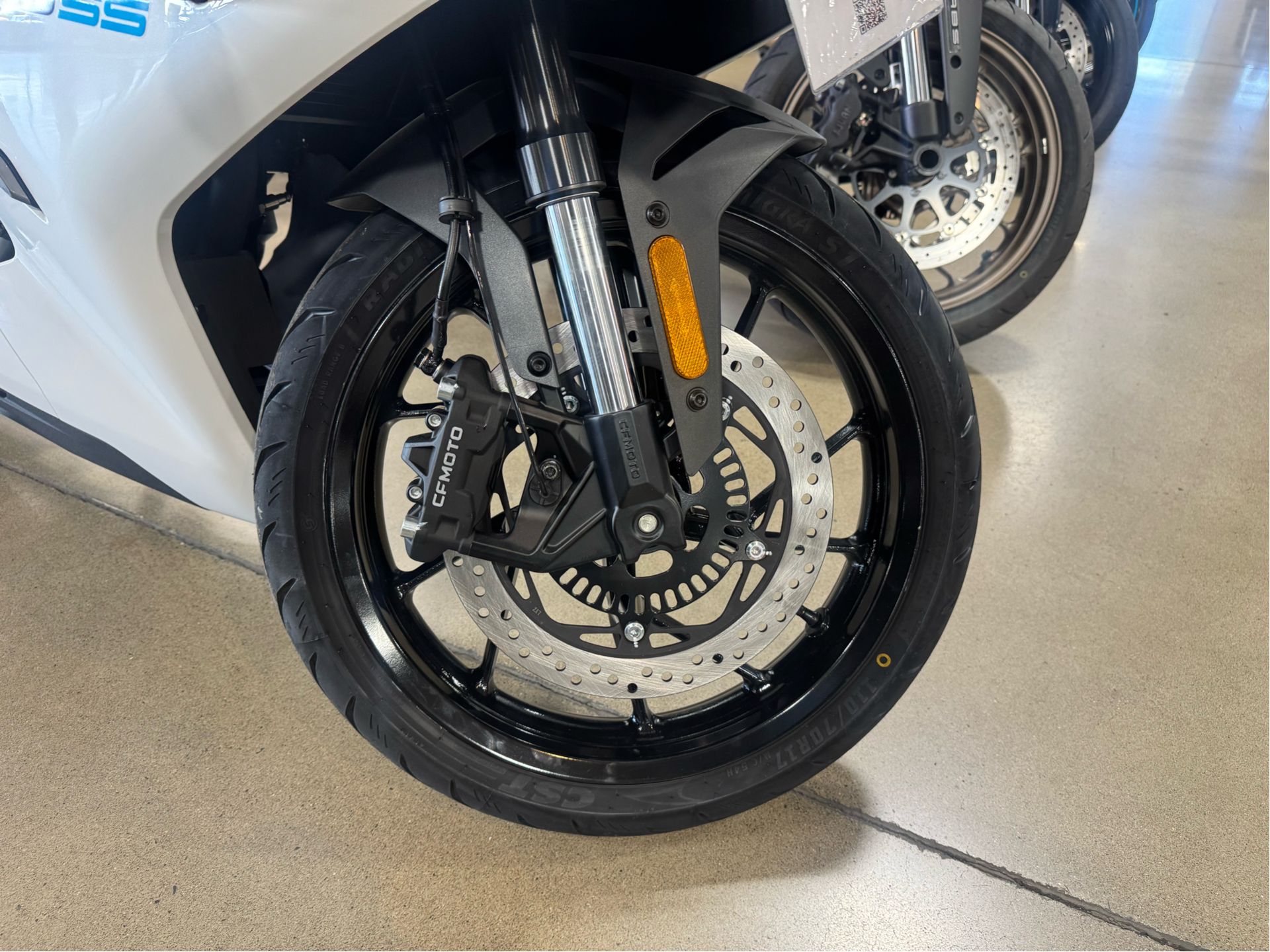 dax フロント New 2025 CFMOTO 300SS, Medford OR | Specs, Price, Photos | Nebula