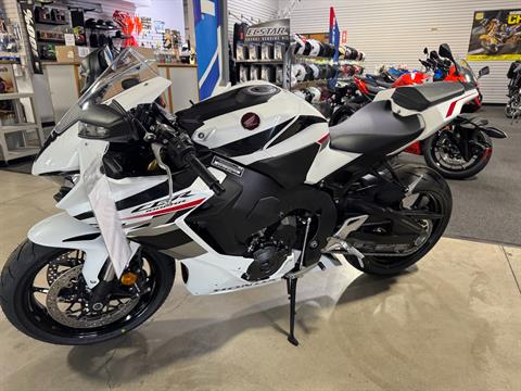 2026 Honda CBR1000RR — photo 1 of 6