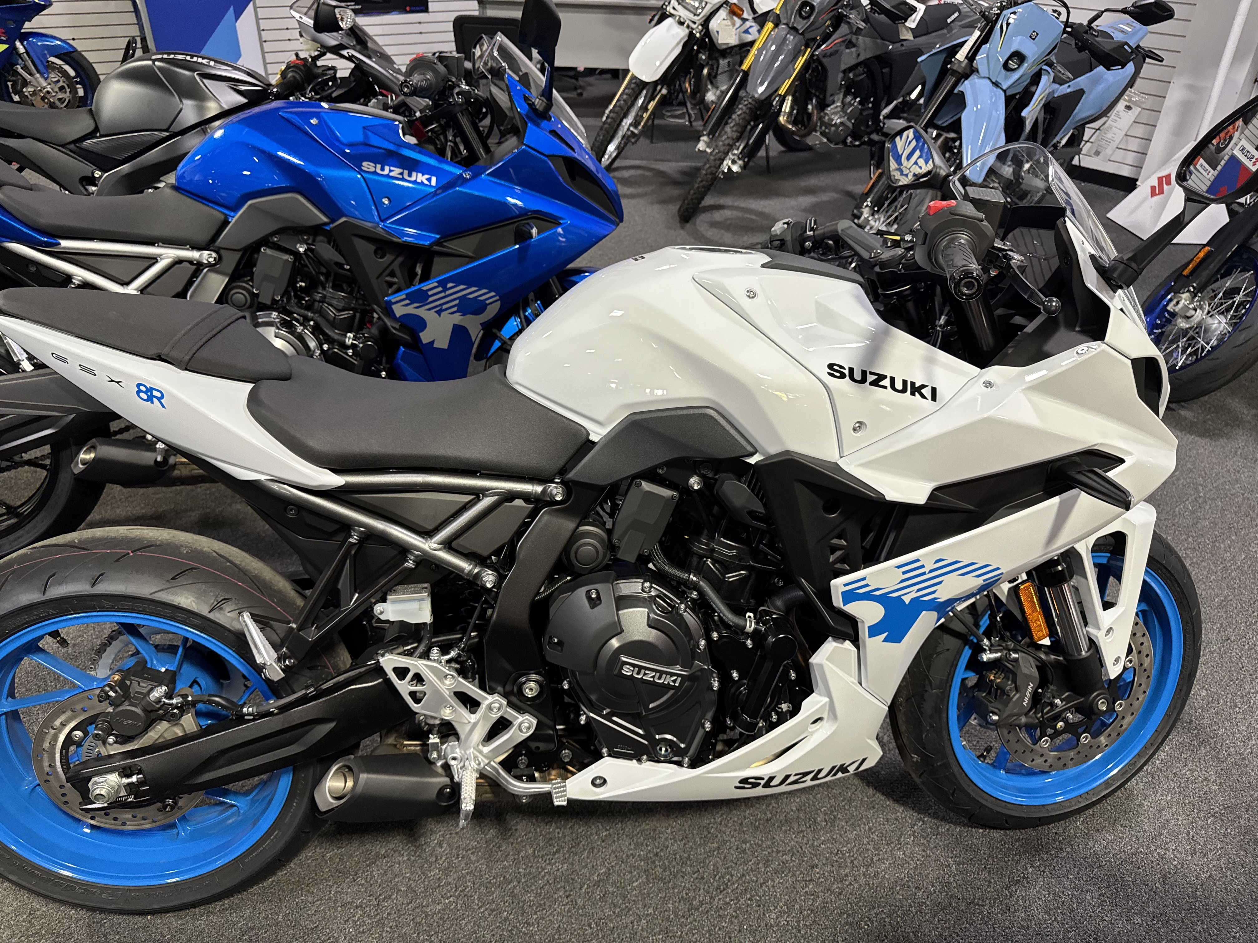 New 2026 Suzuki GSX-8R, Medford OR | Specs, Price, Photos | Pearl