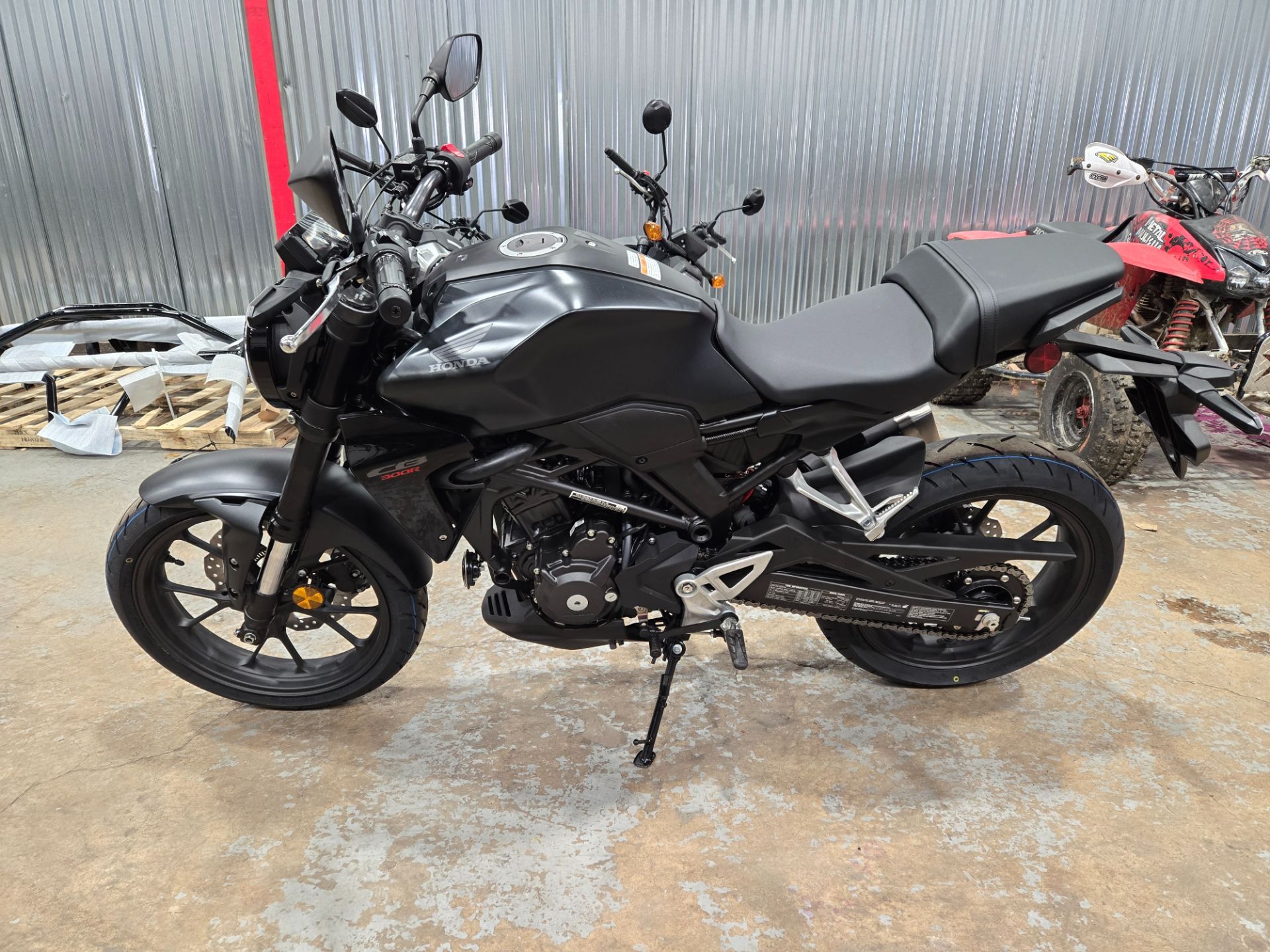 New 2025 Honda CB300R ABS, Medford OR | Specs, Price, Photos