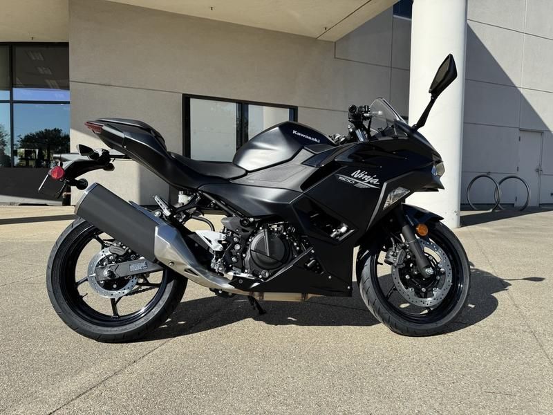 New 2026 Kawasaki Ninja 500 ABS, Medford OR | Specs, Price, Photos