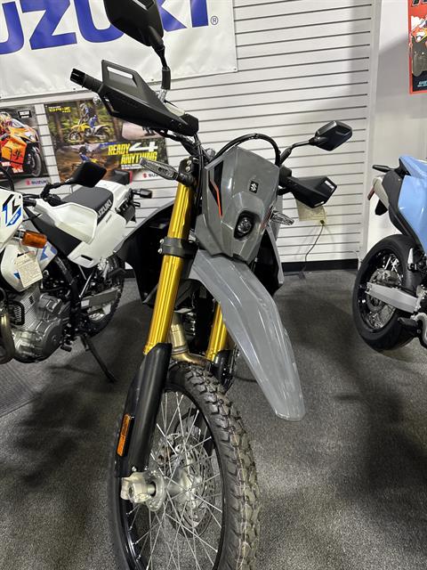 New 2025 Suzuki DR-Z4S, Medford OR | Specs, Price, Photos | Solid