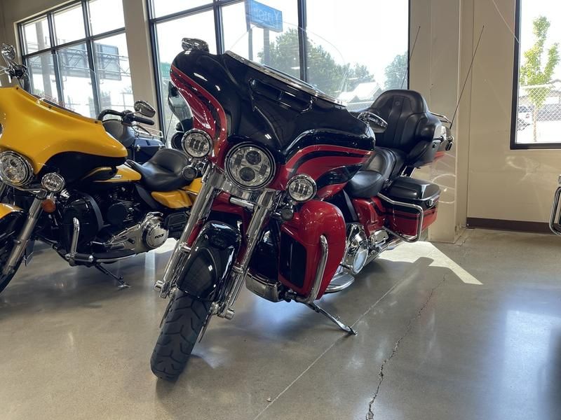 Used 2016 Harley-Davidson CVO™ Limited Motorcycle - Specs