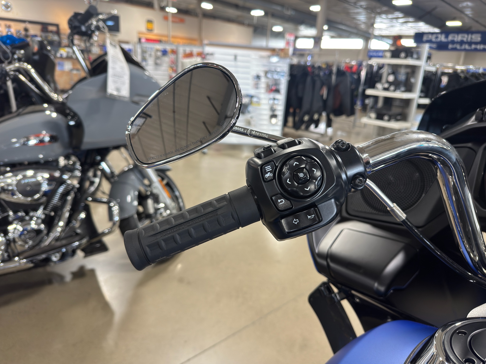 2026 Harley-Davidson Road Glide® 10