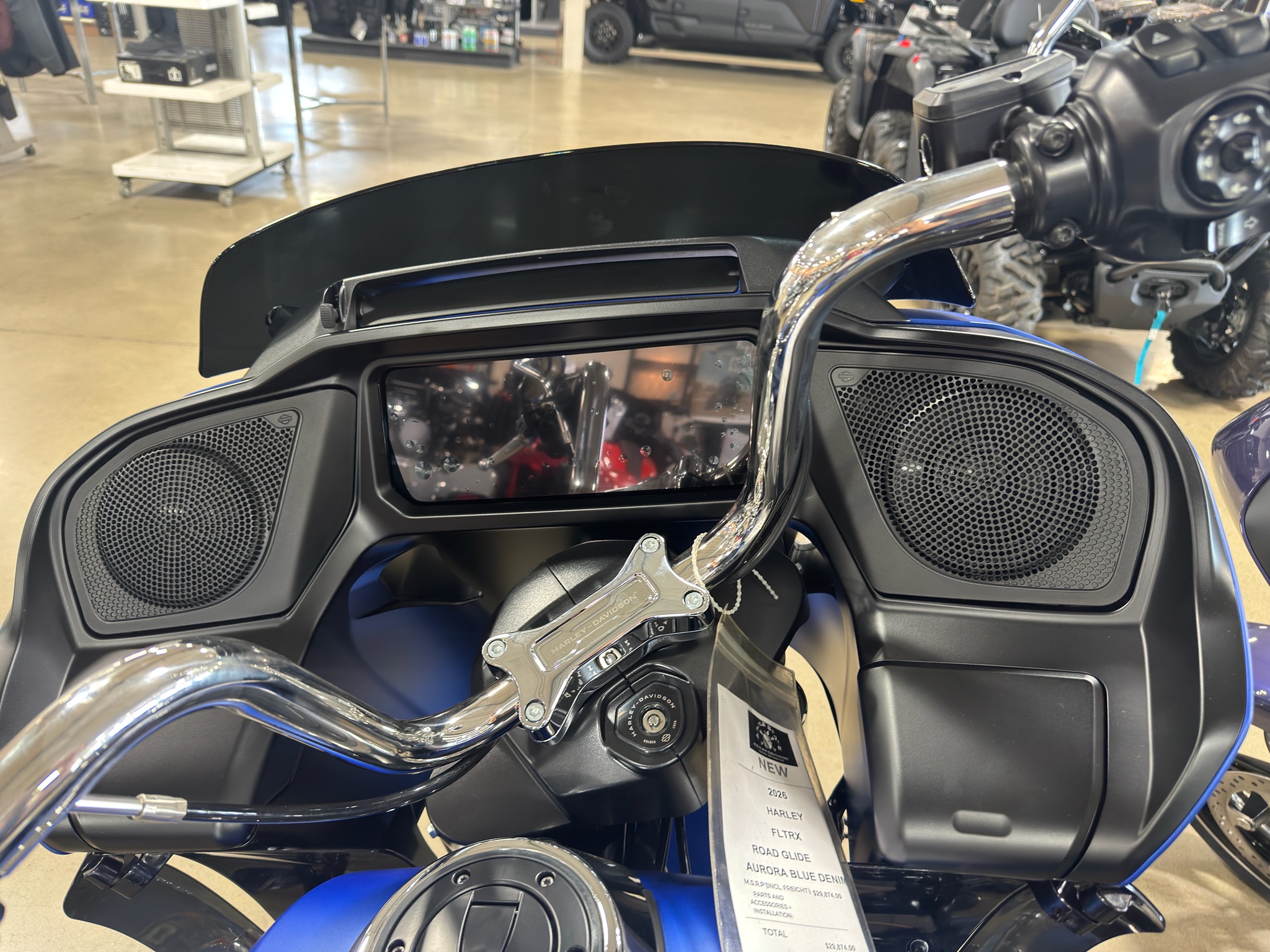 2026 Harley-Davidson Road Glide® 11