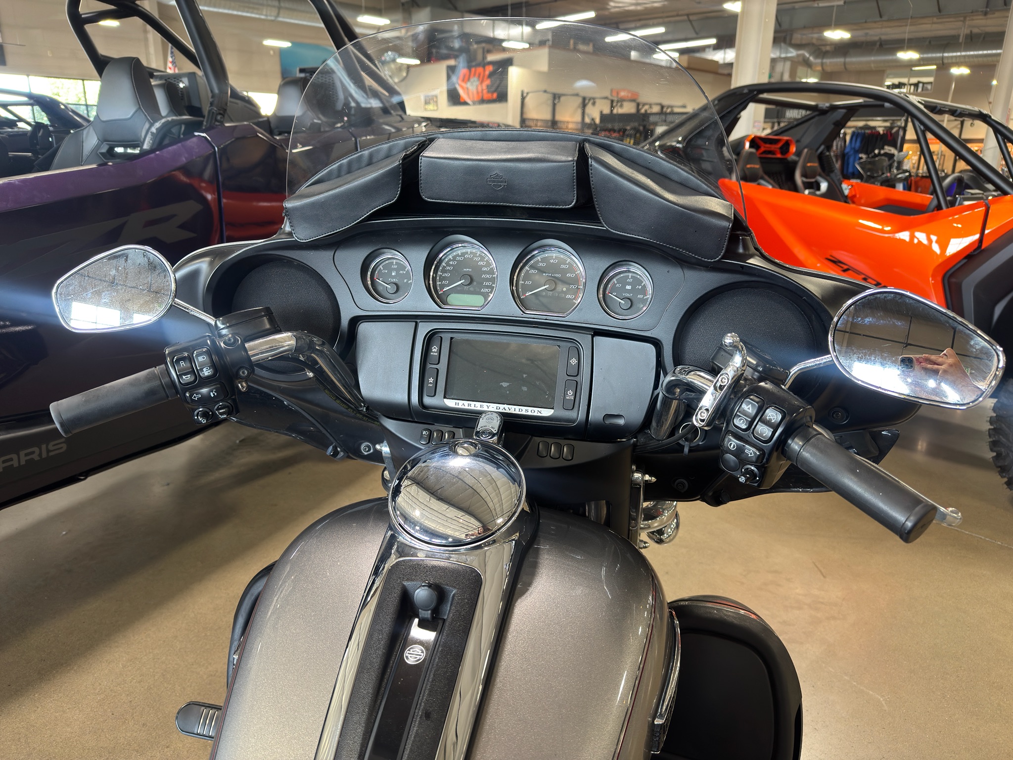 2016 Harley-Davidson Tri Glide® Ultra 10
