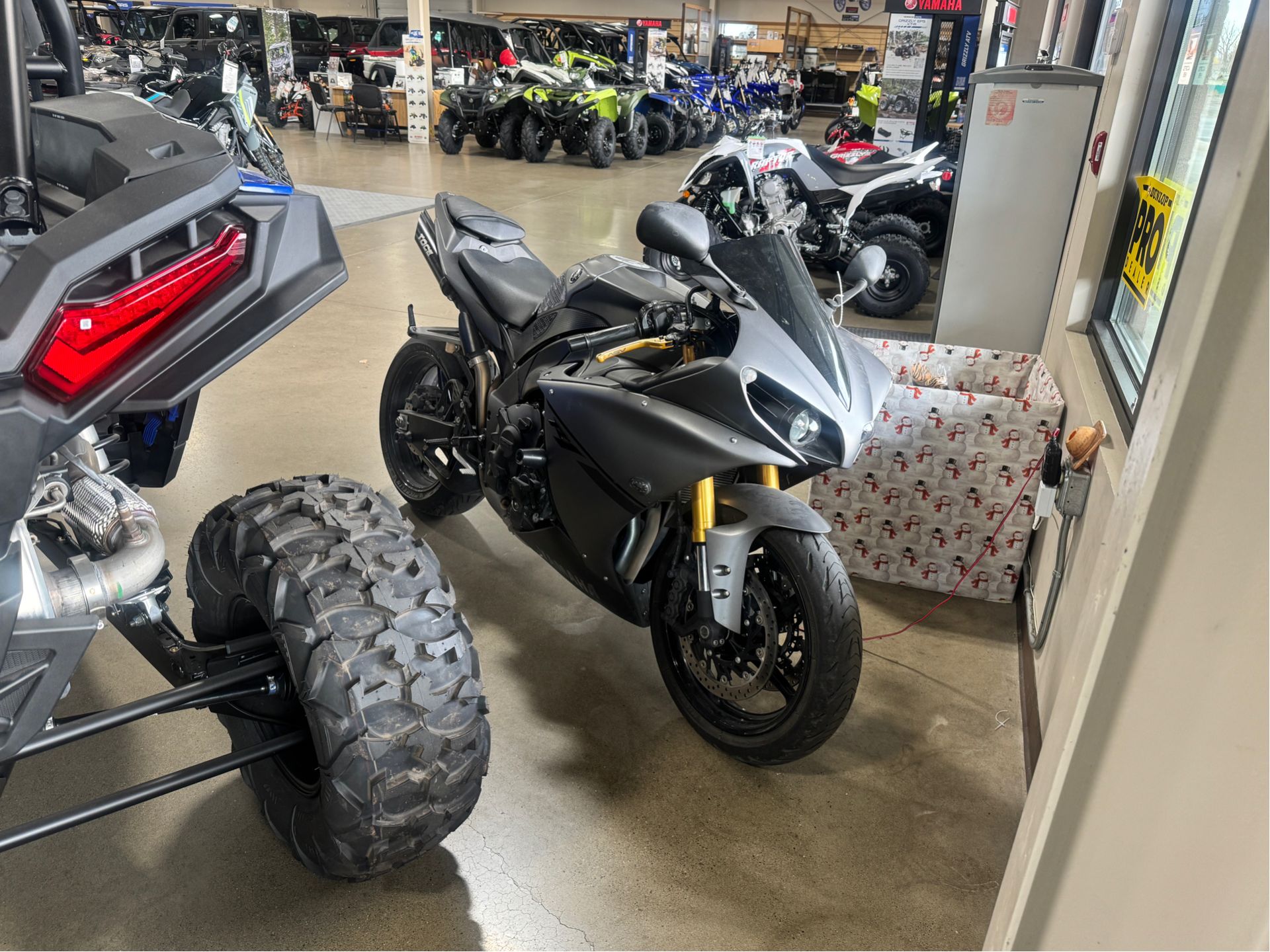 Used 2014 Yamaha YZF-R1 Motorcycle - Specs, Price, Photos | Yakima WA ...