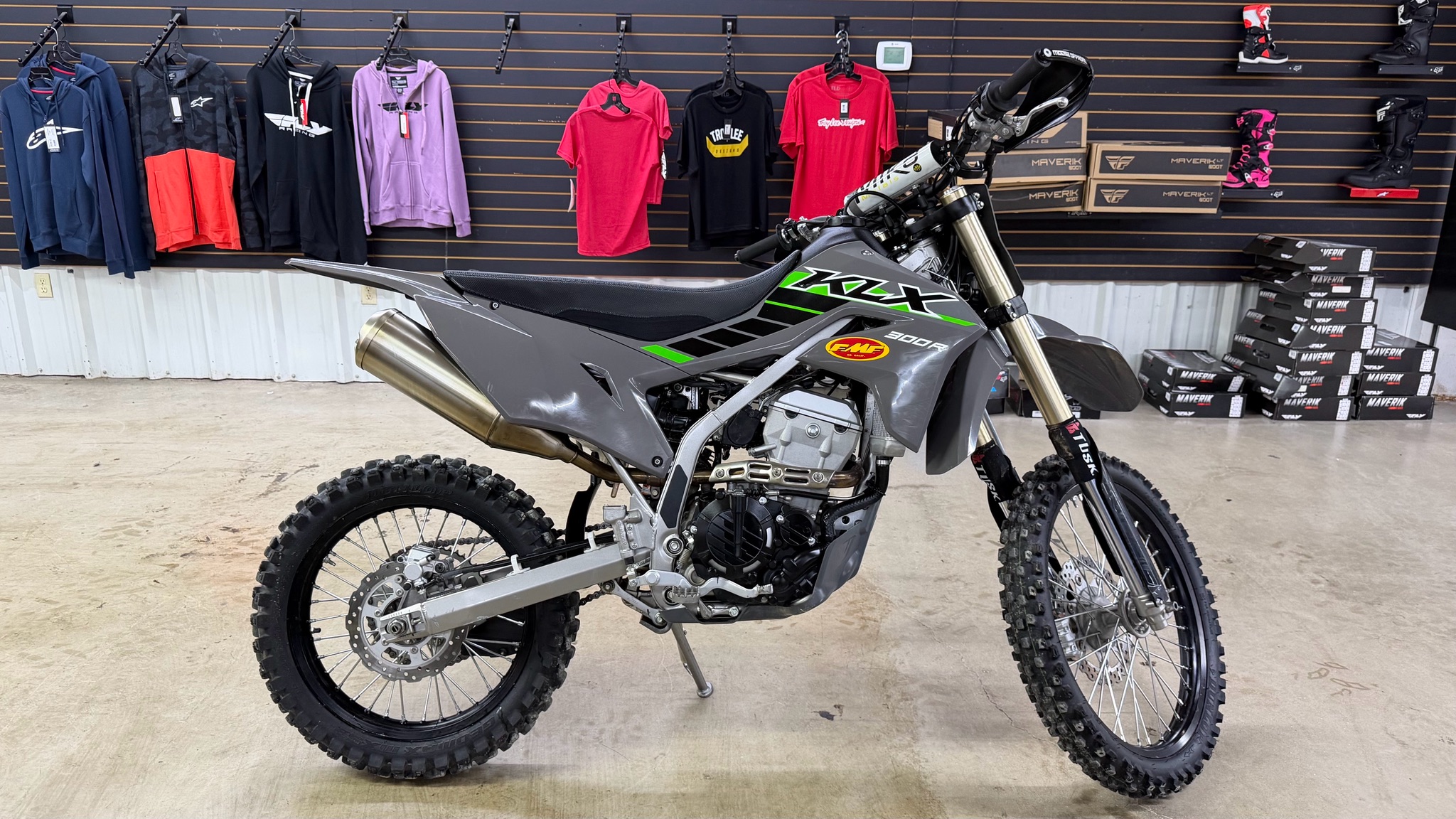2025 Kawasaki KLX®300R 2