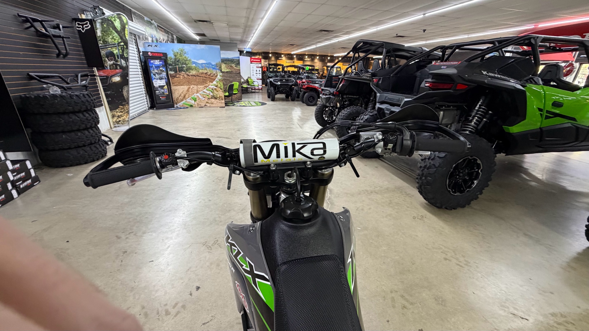 2025 Kawasaki KLX®300R 6