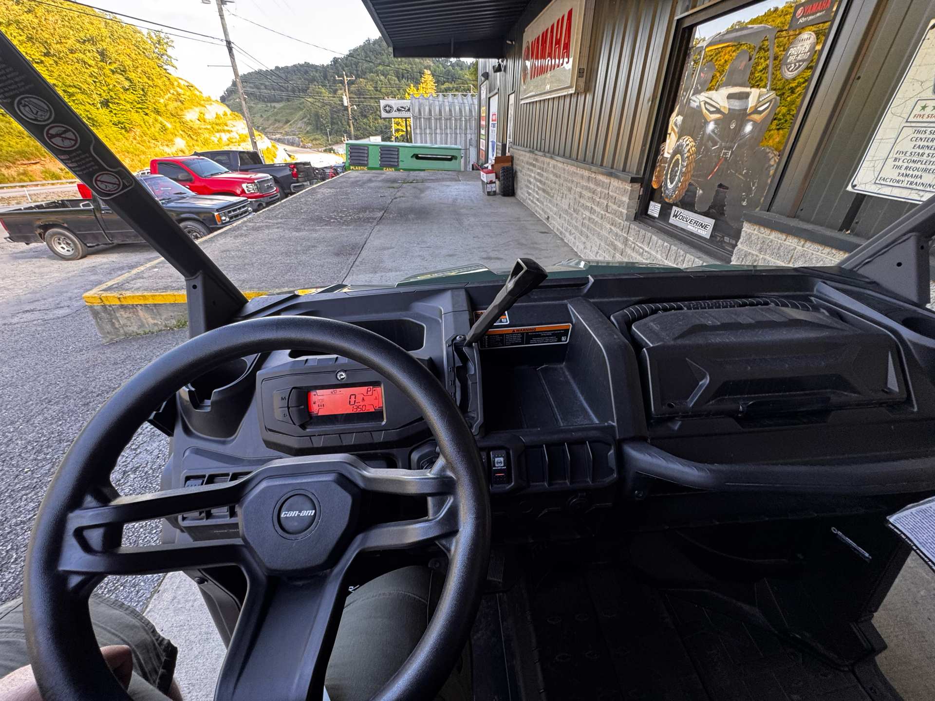 New 2023 Can-Am Defender DPS HD10, Hazard KY | Specs, Price