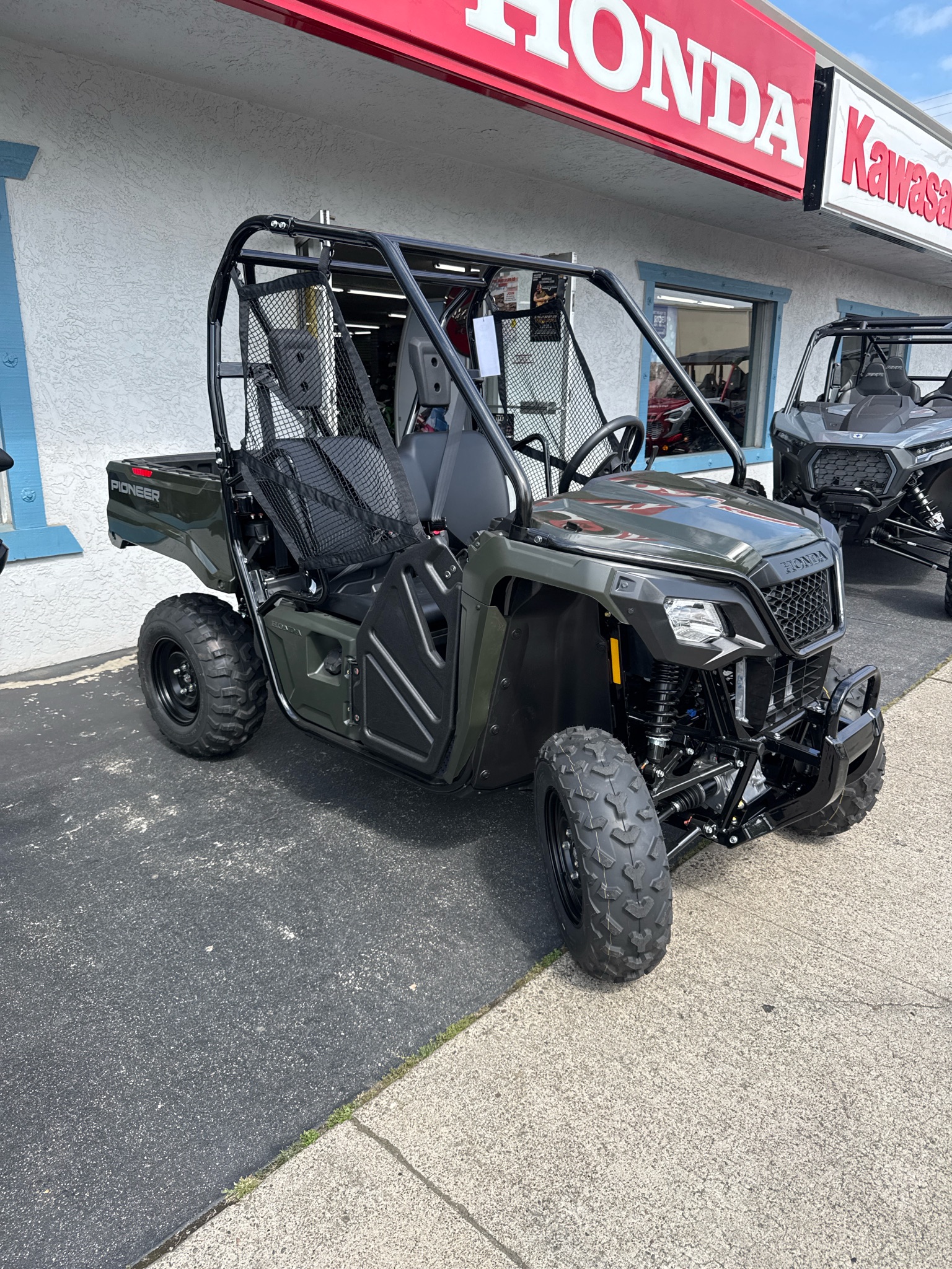 2026 Honda Pioneer 520 2