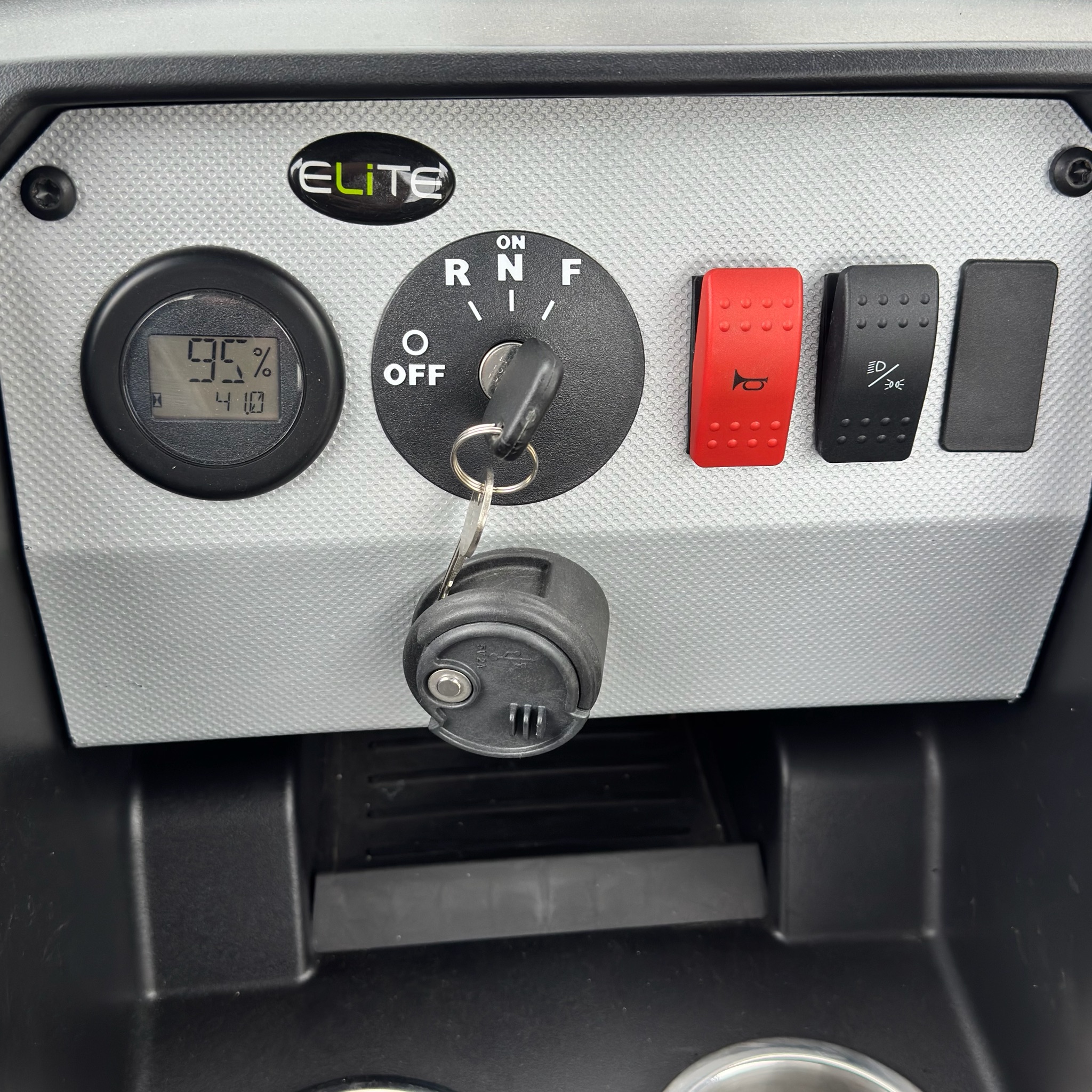 2025 EZGO Liberty photo 9