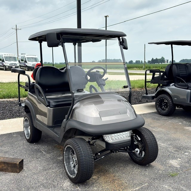 2011 Club Car Precedent photo 2