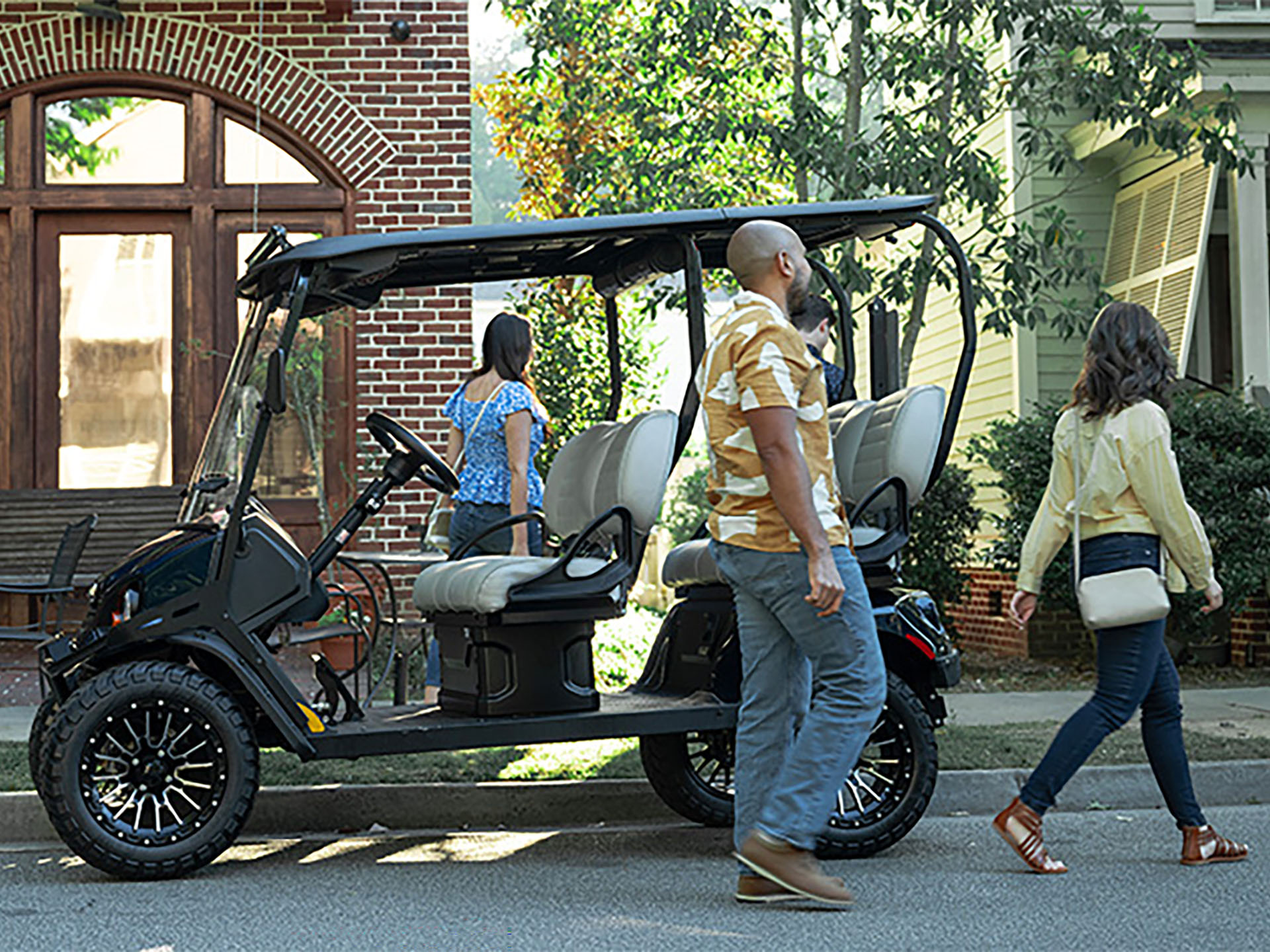 2025 EZGO Liberty photo 3