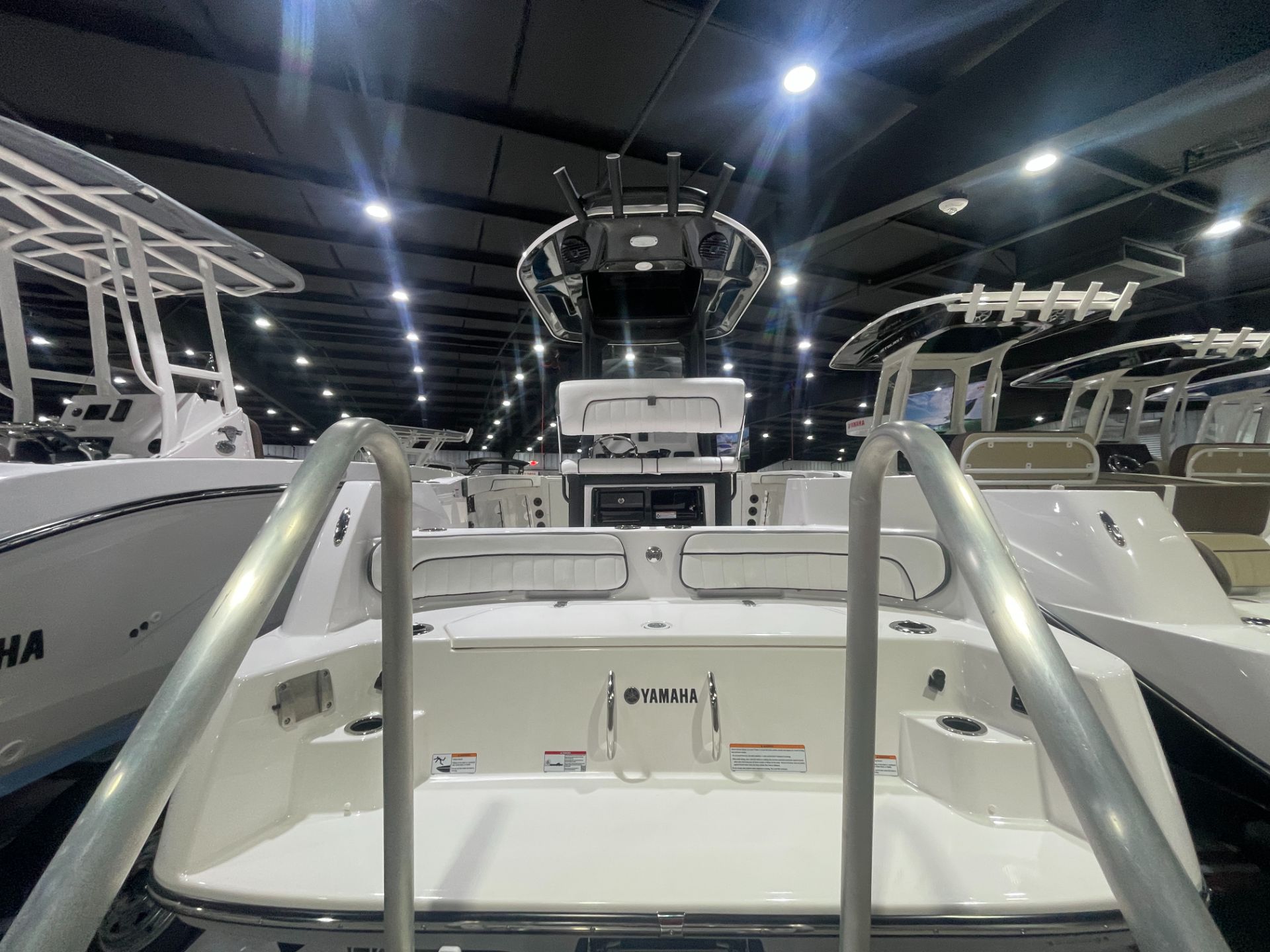 New 2025 Yamaha 222 FSH Sport E | Power Boats Inboard in Gulfport
