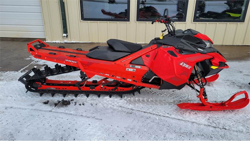 Used 2022 LYNX BoonDocker DS 4100 850 E-TEC PowderMax Light Used 2022 LYNX BoonDocker DS 4100 850 E-TEC PowderMax Light