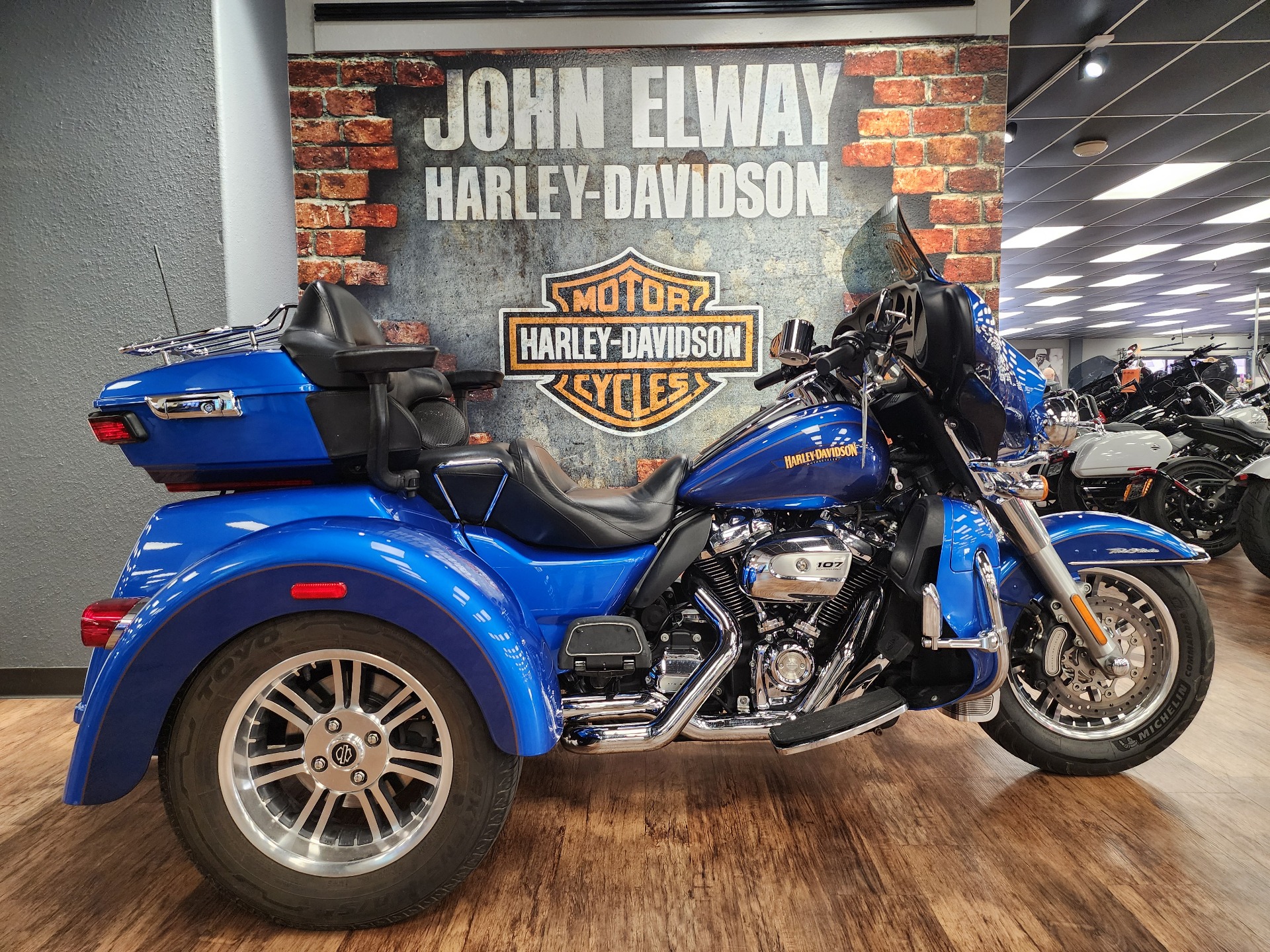 Trike Conversion Ultra Classic Trike For Sale Trike Kit Hd Trikes