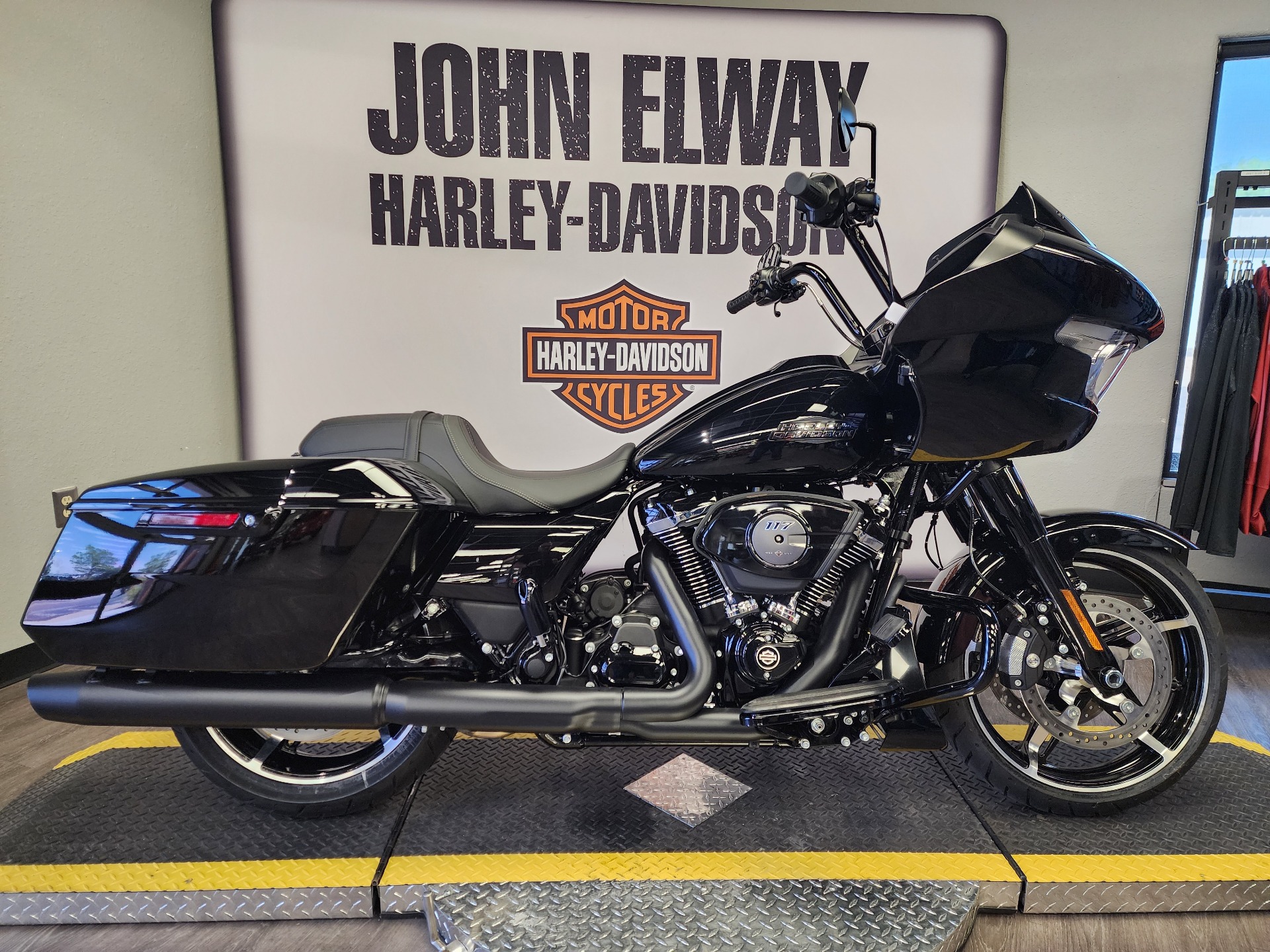 New 2025 Harley-Davidson Road Glide®, Greeley CO Specs, Price - Main Image