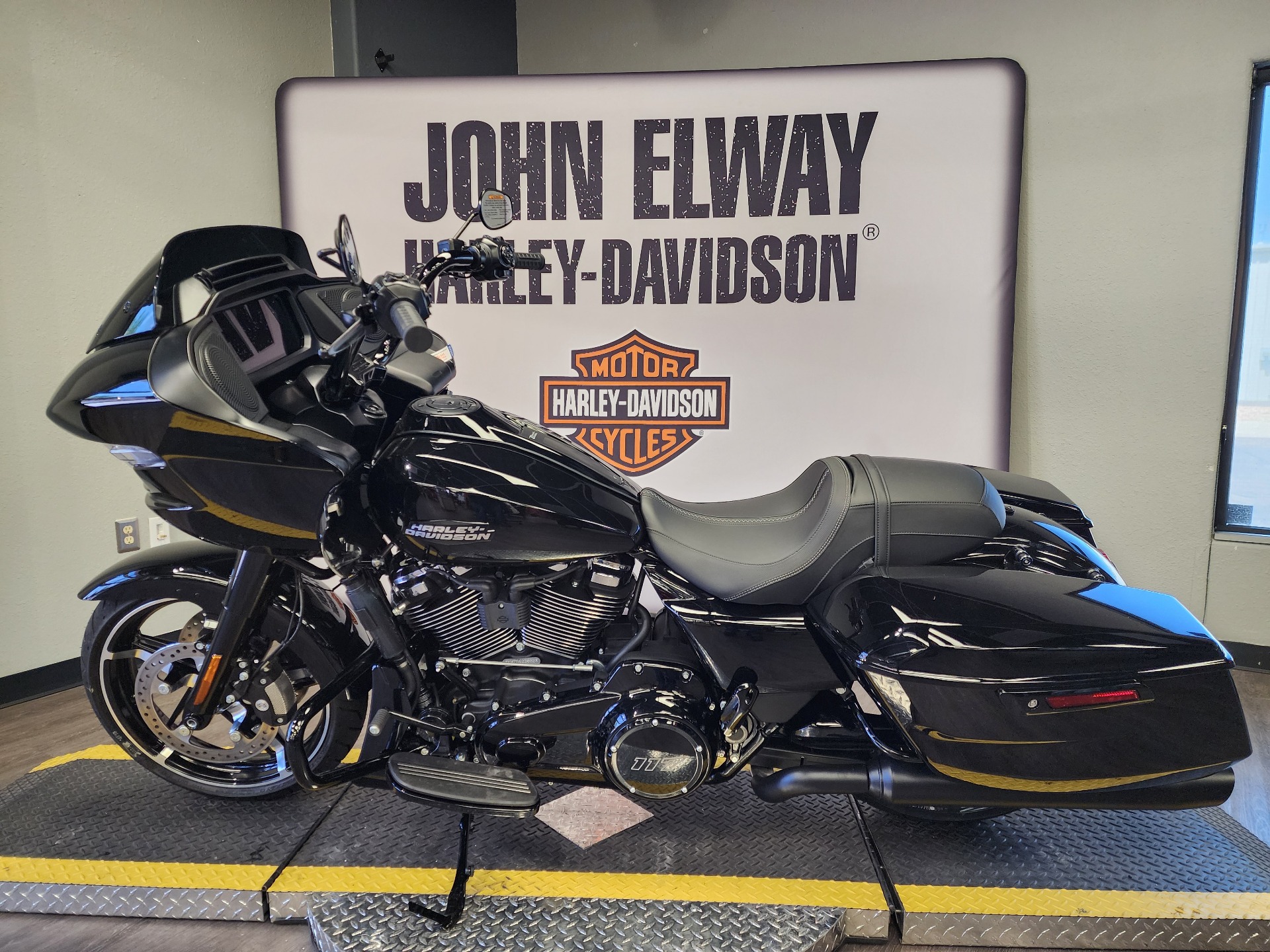 Harley-Davidson ノースリーブ デカロゴ ブラック XL 0857 楽天市場