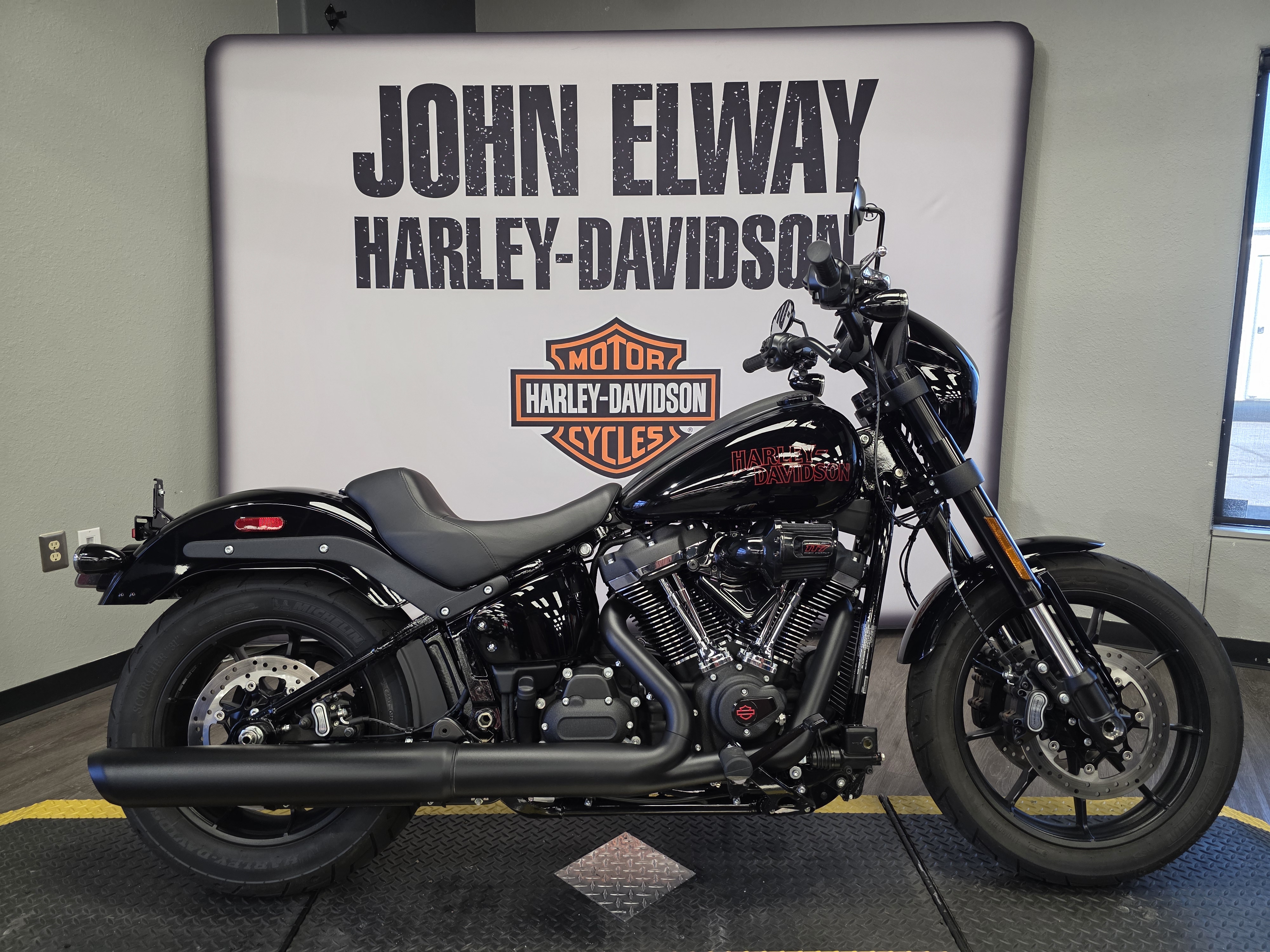 2025 Harley-Davidson Low Rider® S in Vivid Black For Sale in