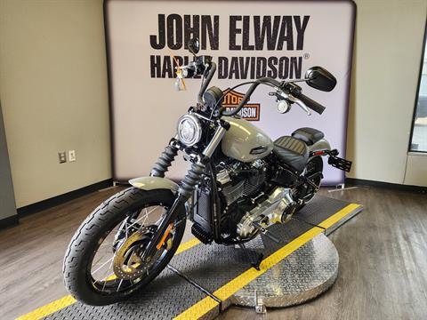 2025 Harley-Davidson Street Bob® in Billiard Gray with Laced