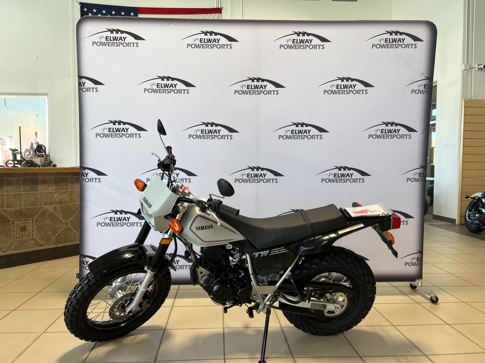 2025 Yamaha TW200 in Gallant Gray | For Sale in Lincoln NE