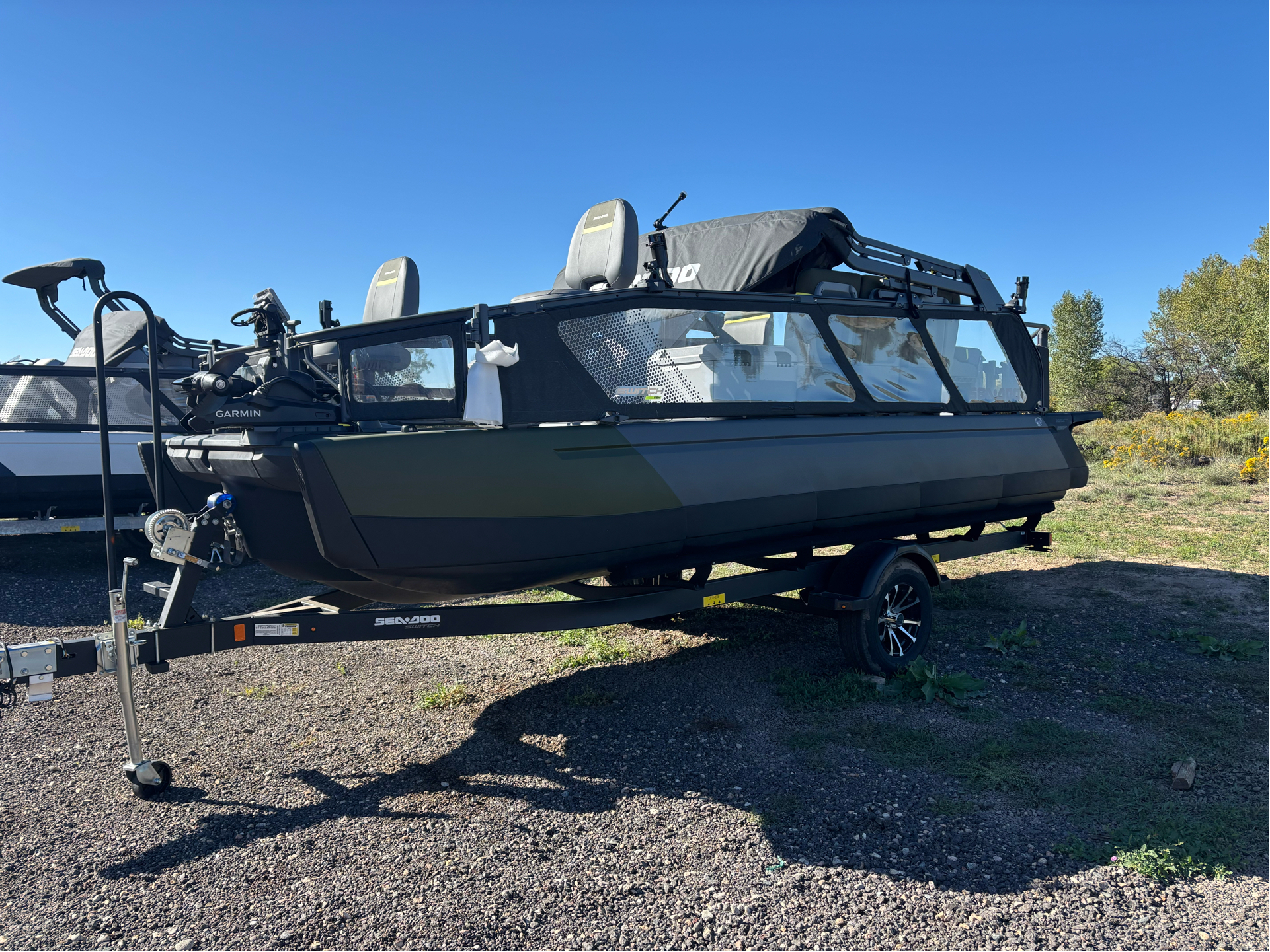 New 2025 Sea-Doo Switch Fish 21 - 230 hp, Greeley CO | Specs