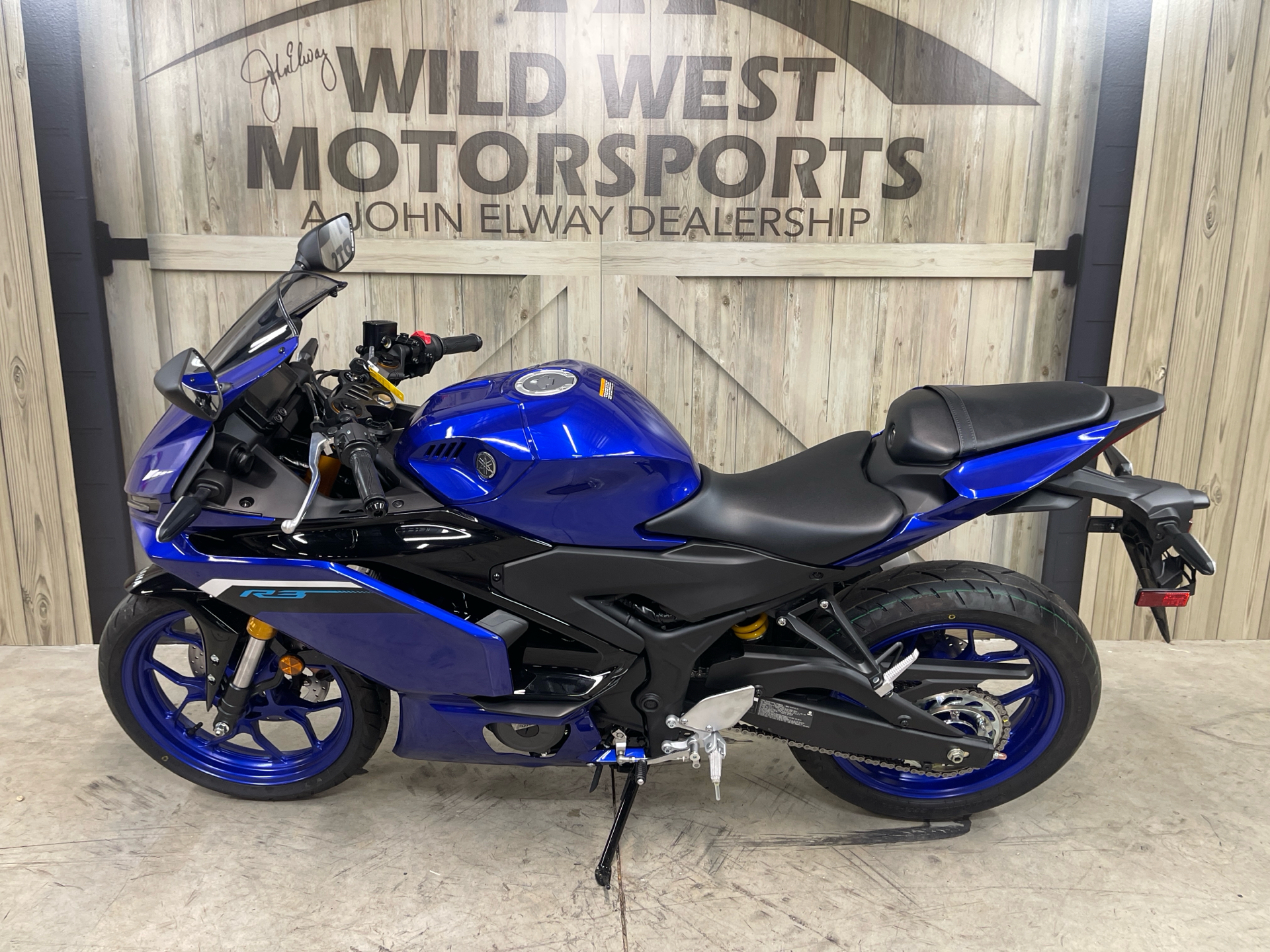 New 2025 Yamaha YZF-R3, Greeley CO | Specs, Price, Photos | Team Yamaha ...