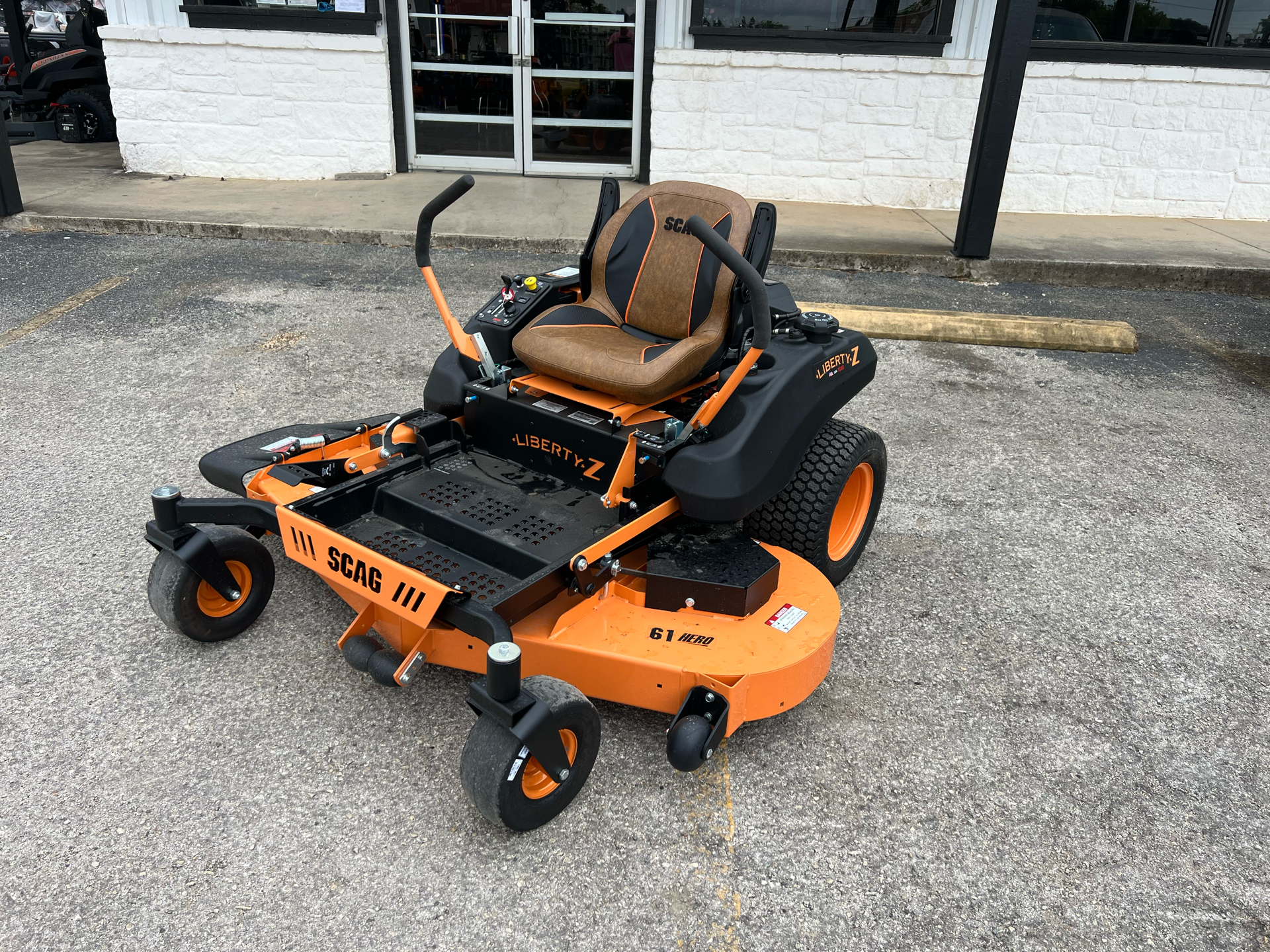 貴重レア Srirajah Rockers / Zion Agriculture New 2025 SCAG Power Equipment Liberty Z 61 in. Kawasaki FR