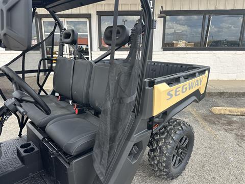 2025 Segway UT6 P