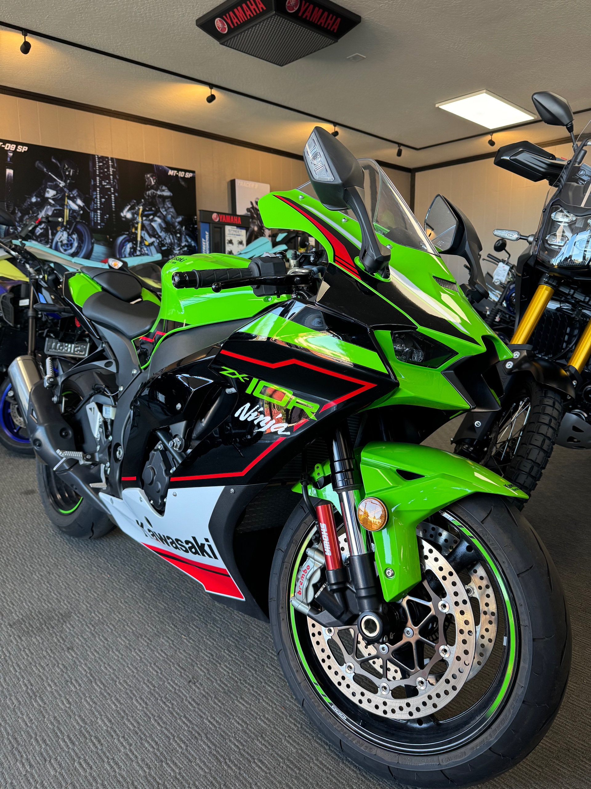 ナギ New 2025 Kawasaki Ninja® ZX™-10R KRT Edition ABS – Young Powersports