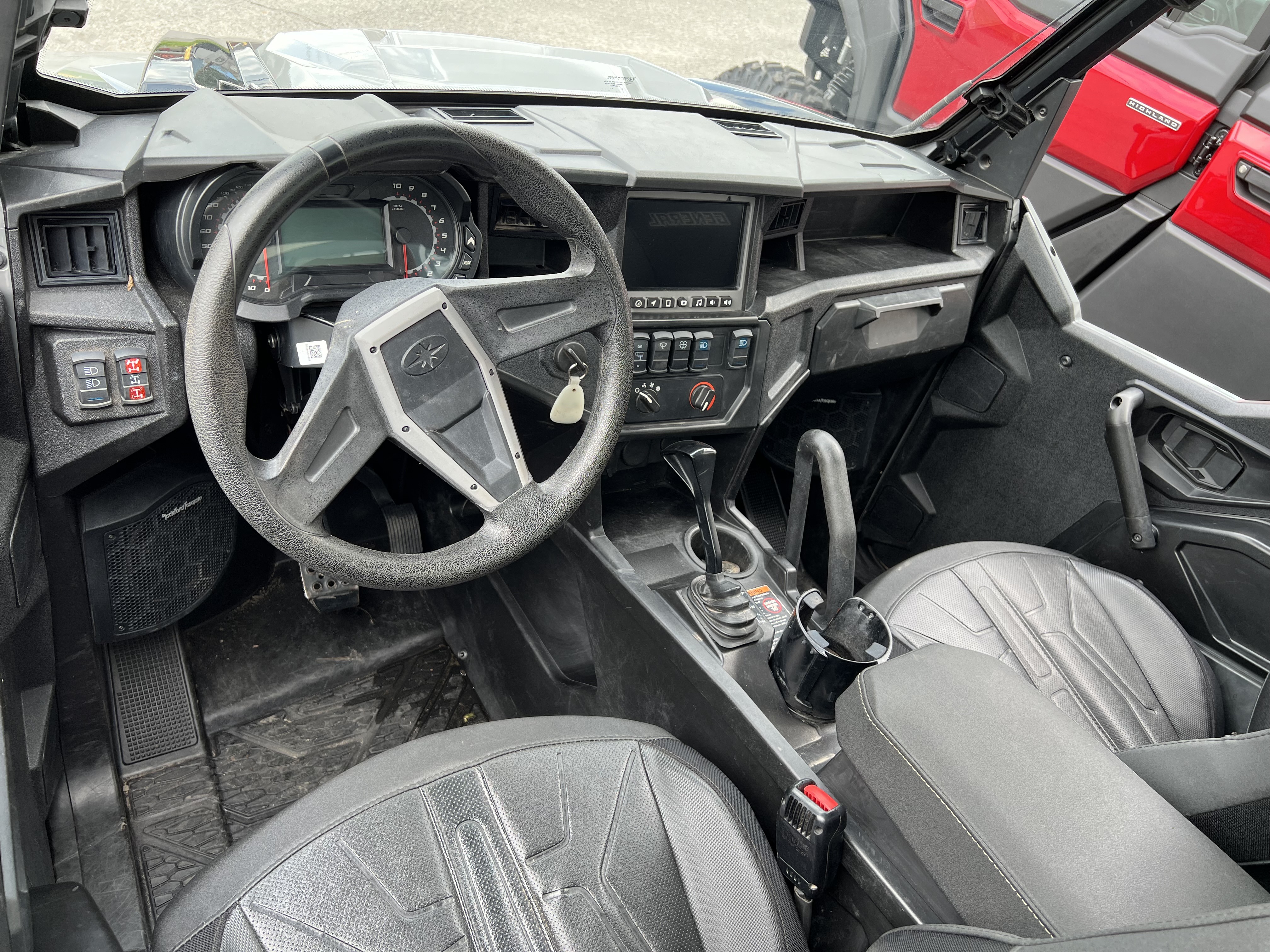 2023 Polaris General XP 1000 Ultimate 4