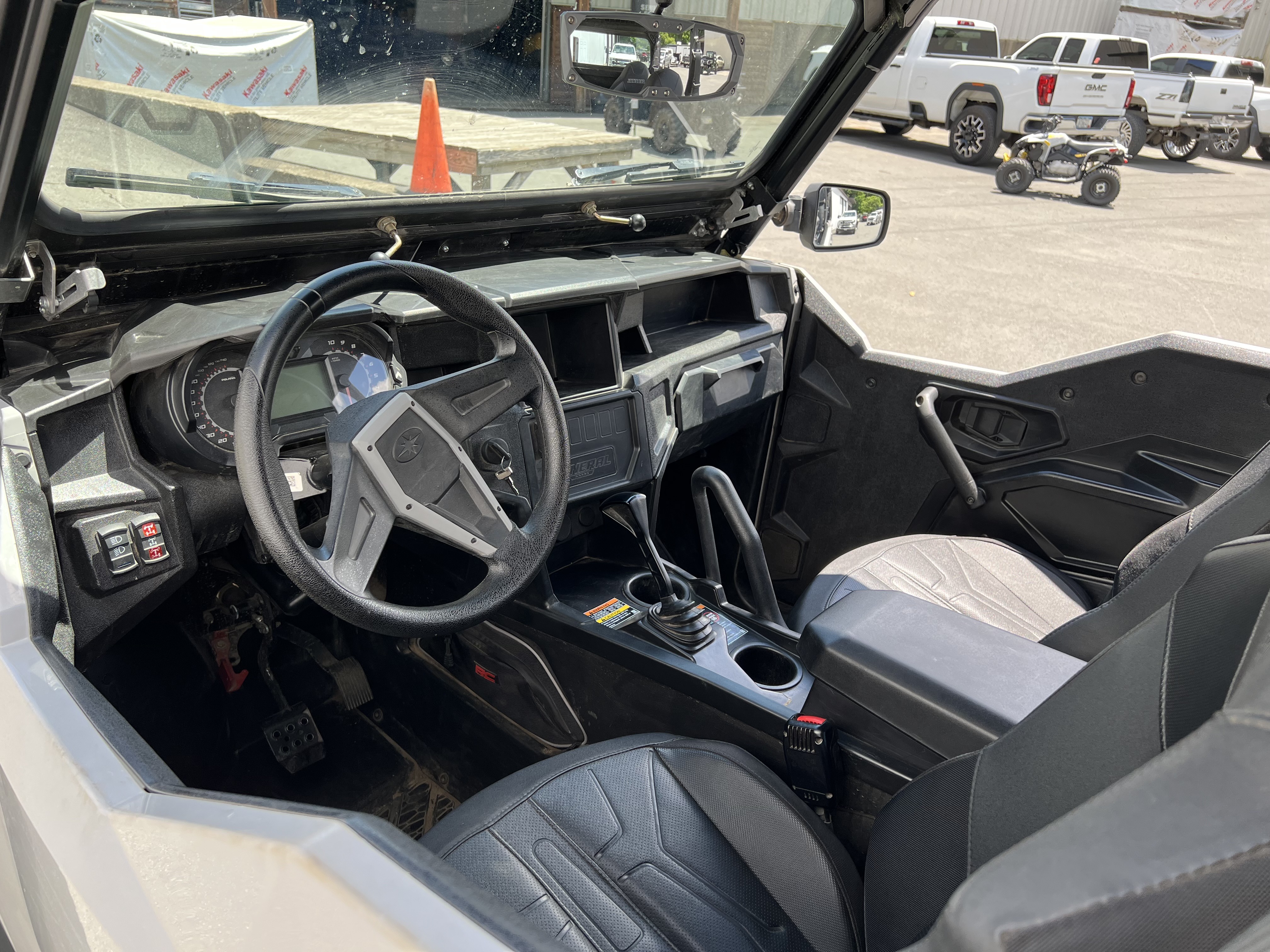2023 Polaris General XP 4 1000 Sport 5
