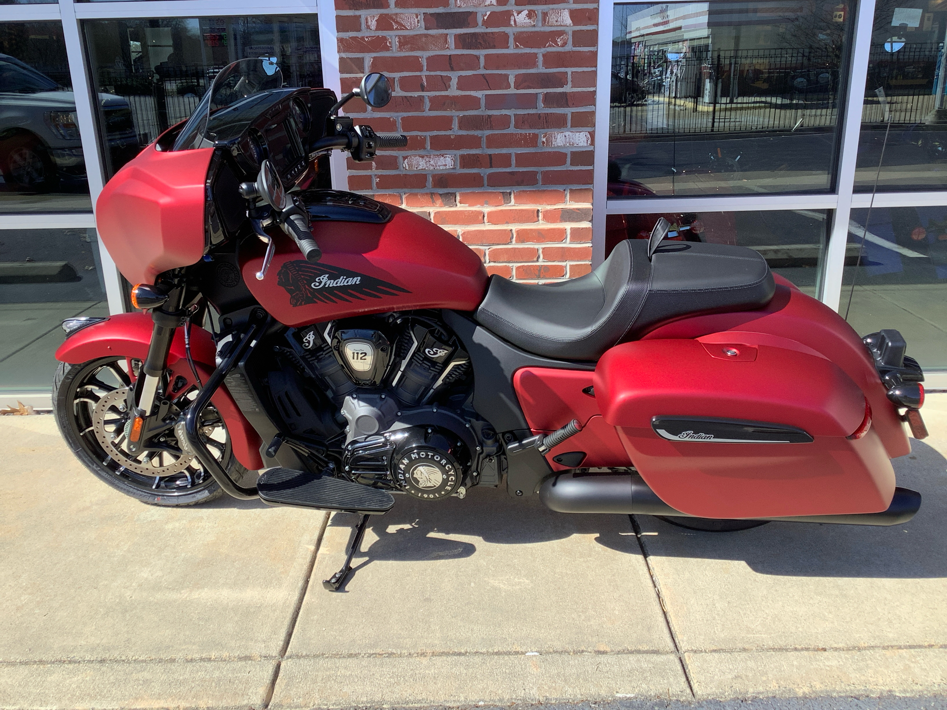 2025  Chieftain® PowerPlus Dark Horse with 112 2