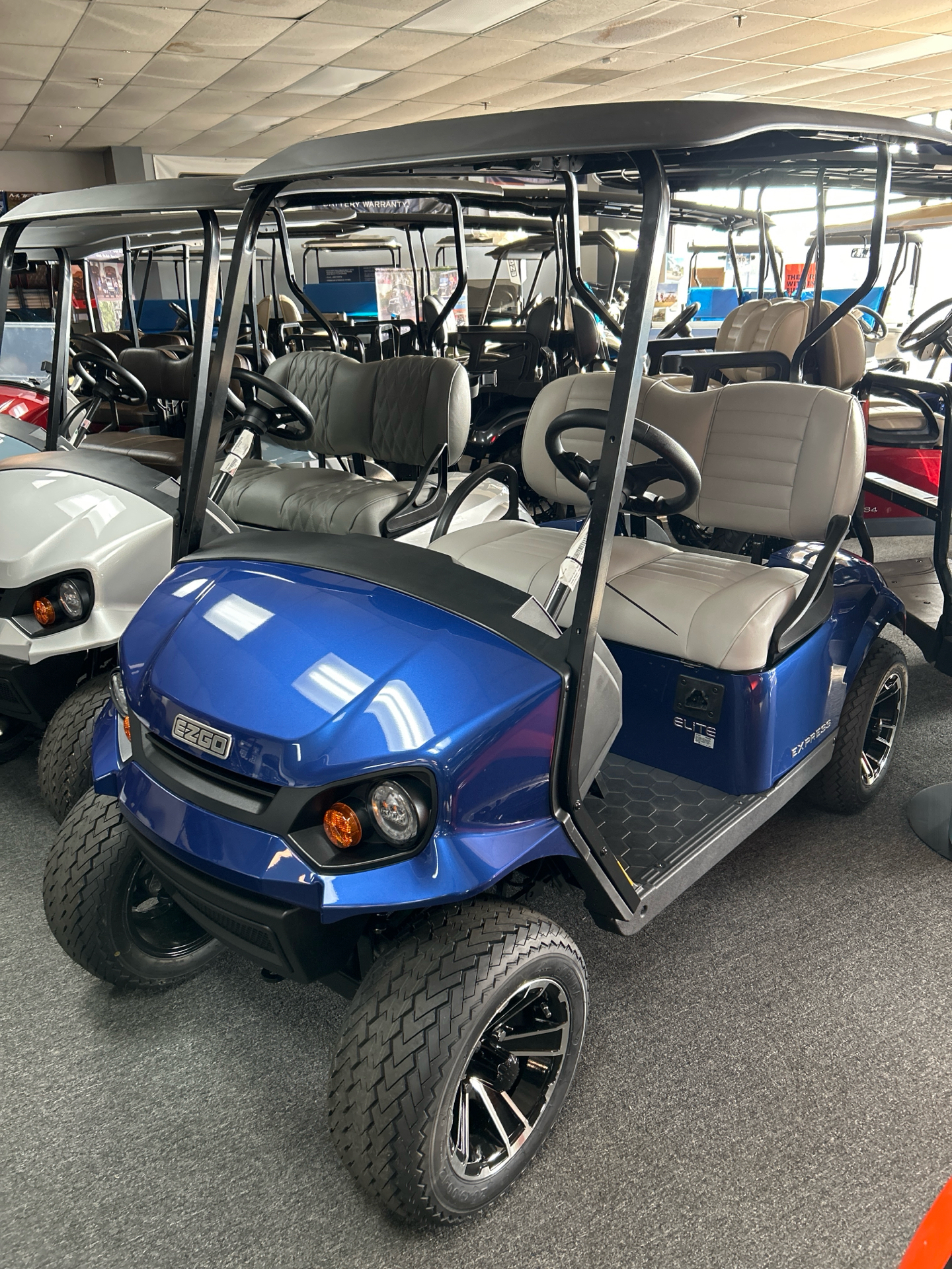 New 2025 E-Z-GO Express 2 | Golf Carts in Jackson TN | E
