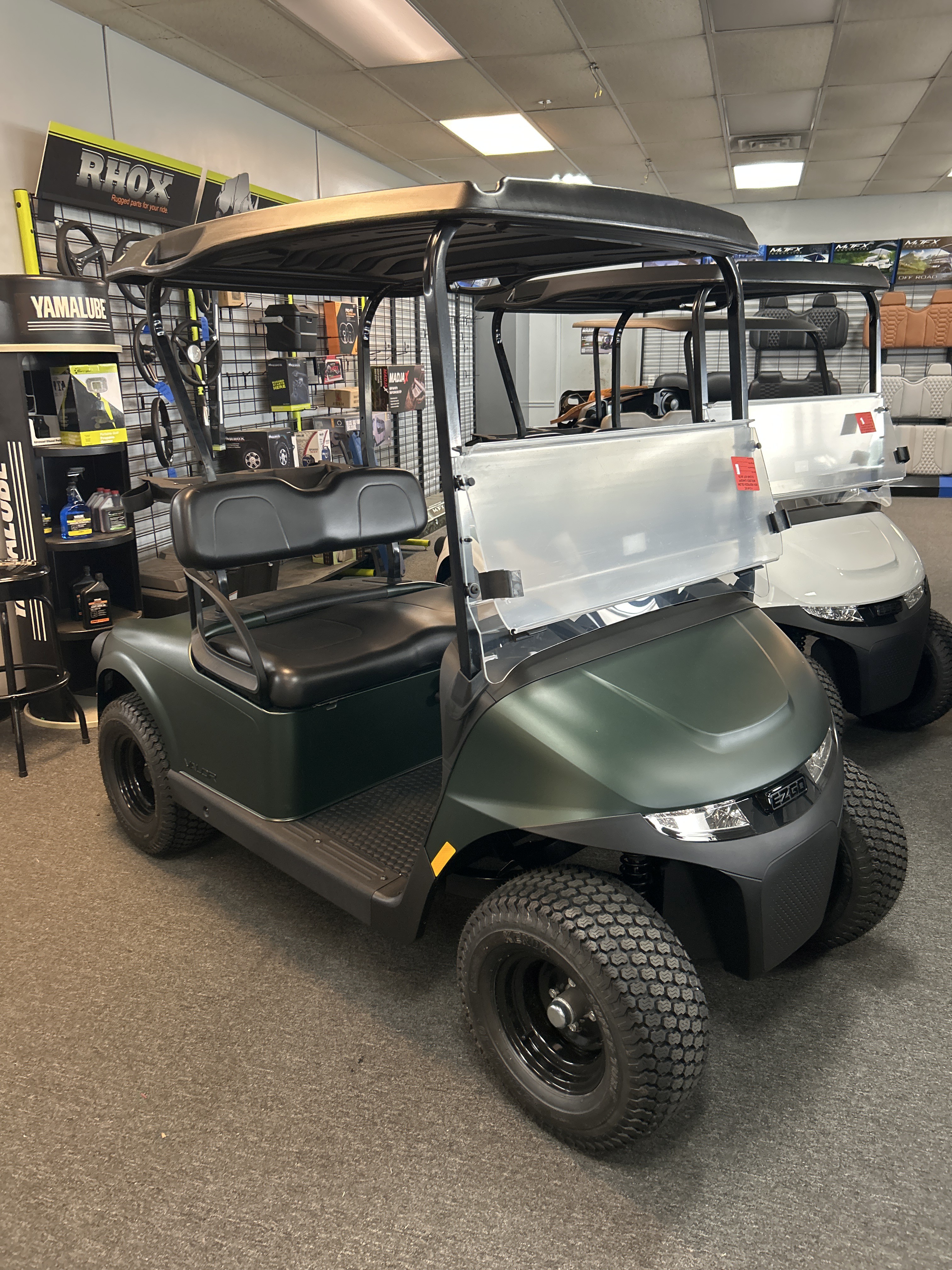 New 2027 E-Z-GO RXV 2 Valor S 13.5-hp Gas | Golf Carts in Jackson
