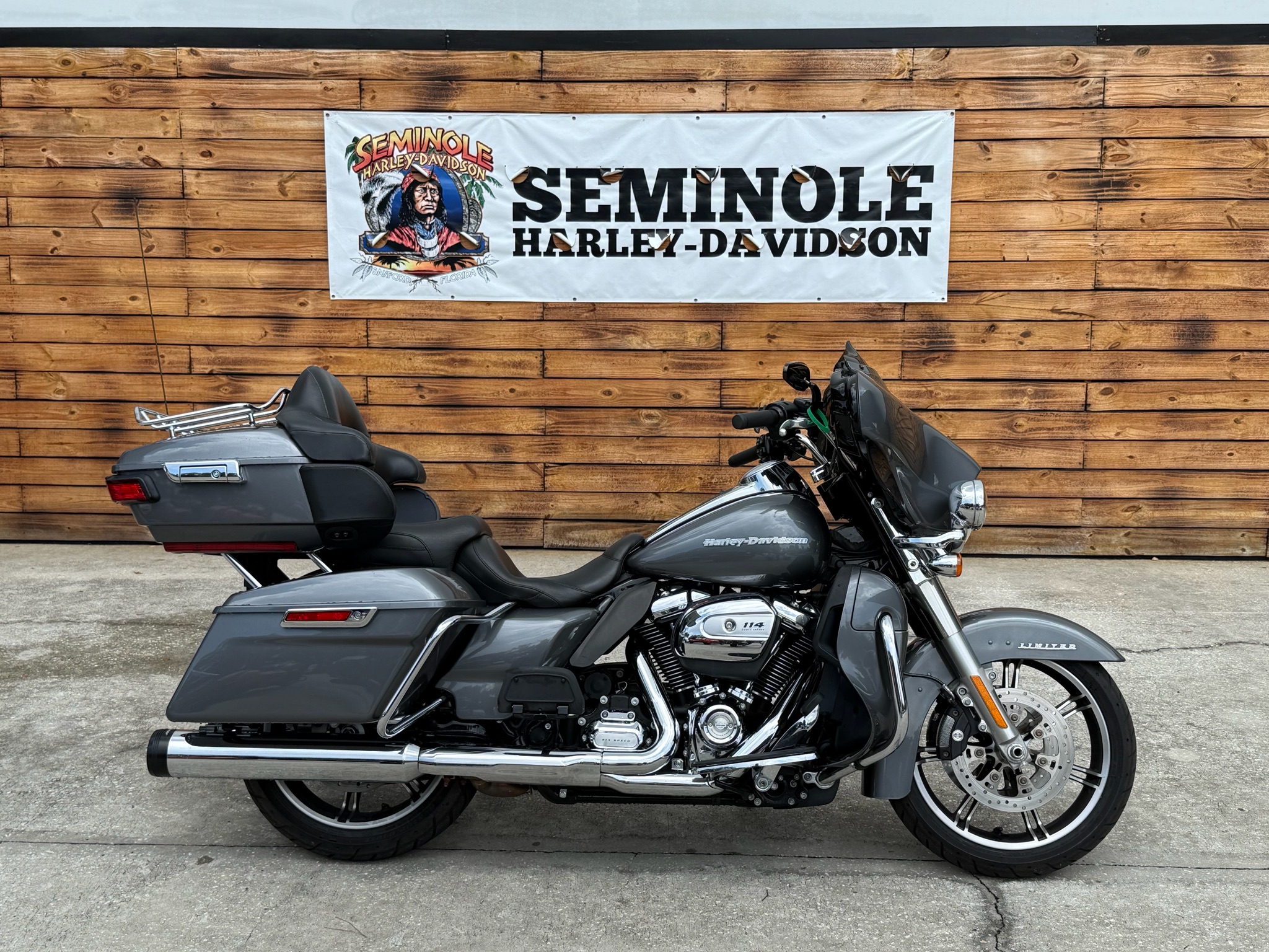 Used 2022 Harley-Davidson Ultra Limited Motorcycle - Specs, Price