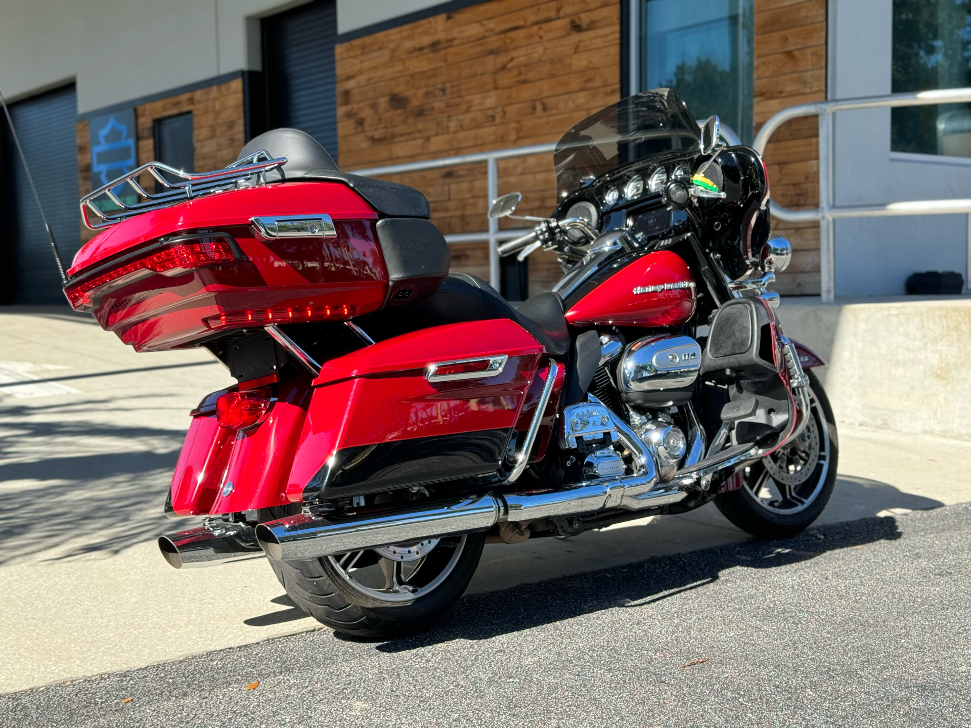 Used 2021 Harley-Davidson Ultra Limited Motorcycle Specs, Price - Main Image