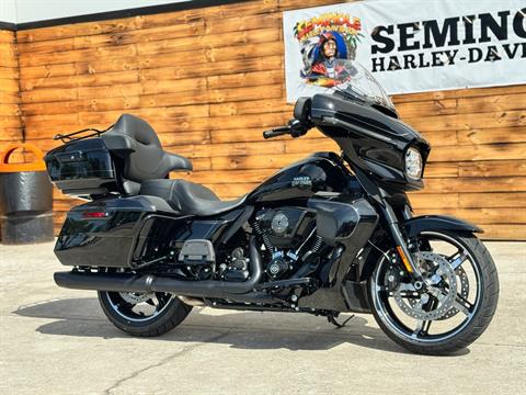 New 2025 Harley-Davidson Street Glide® Ultra Motorcycle - Specs