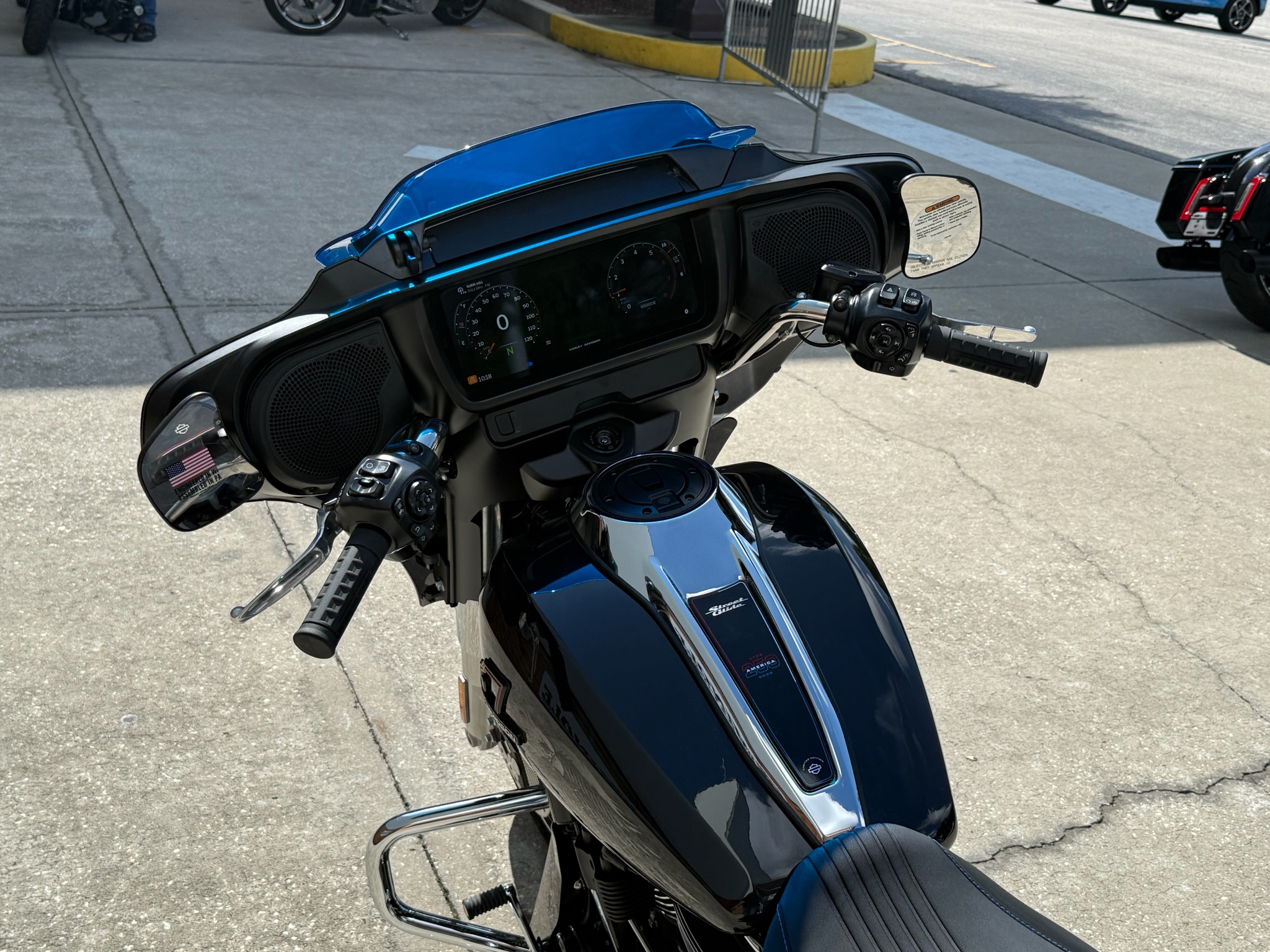 2026 Harley-Davidson Street Glide® 11