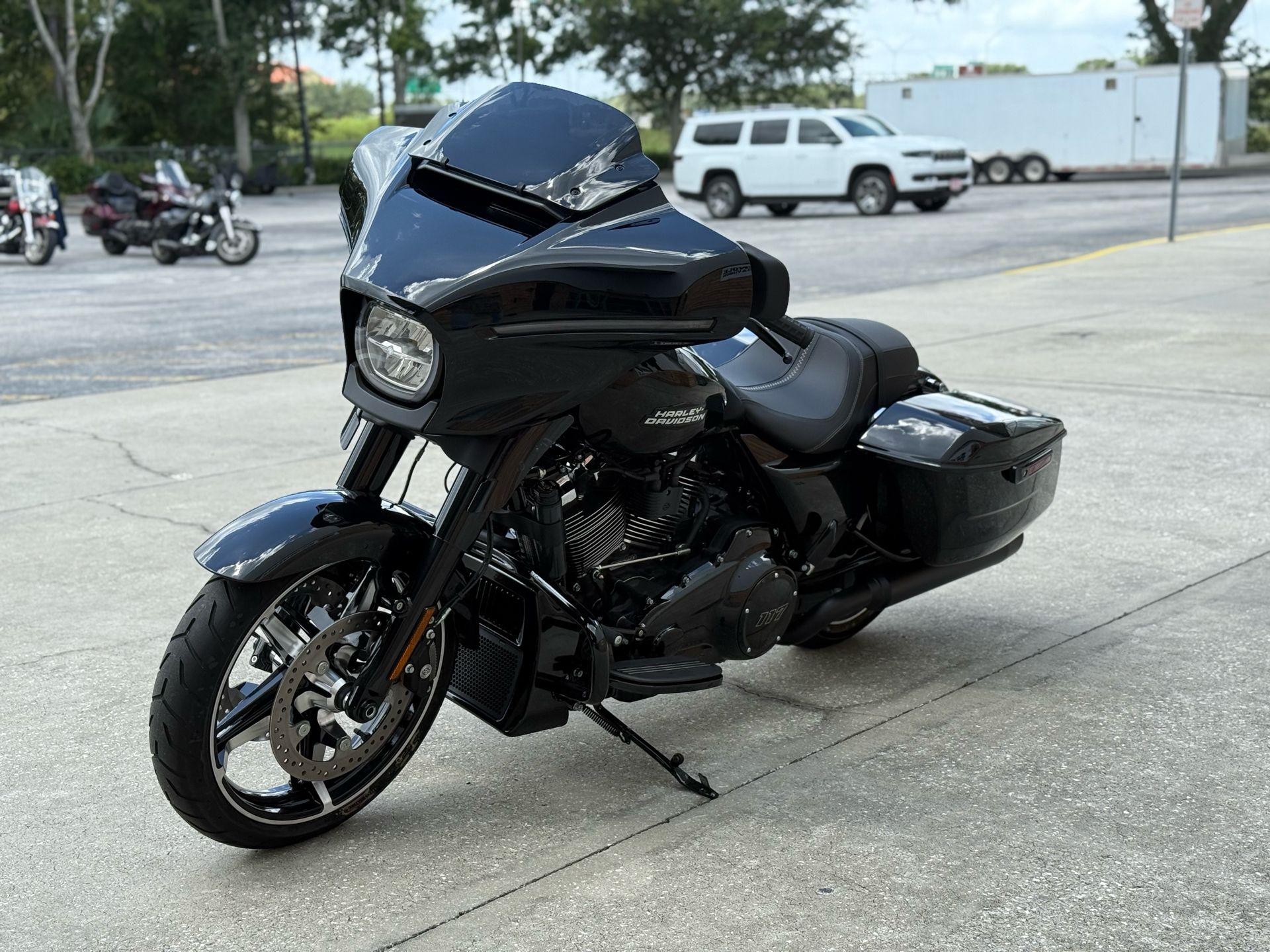 New 2025 Harley-Davidson Street Glide® Motorcycle - Specs