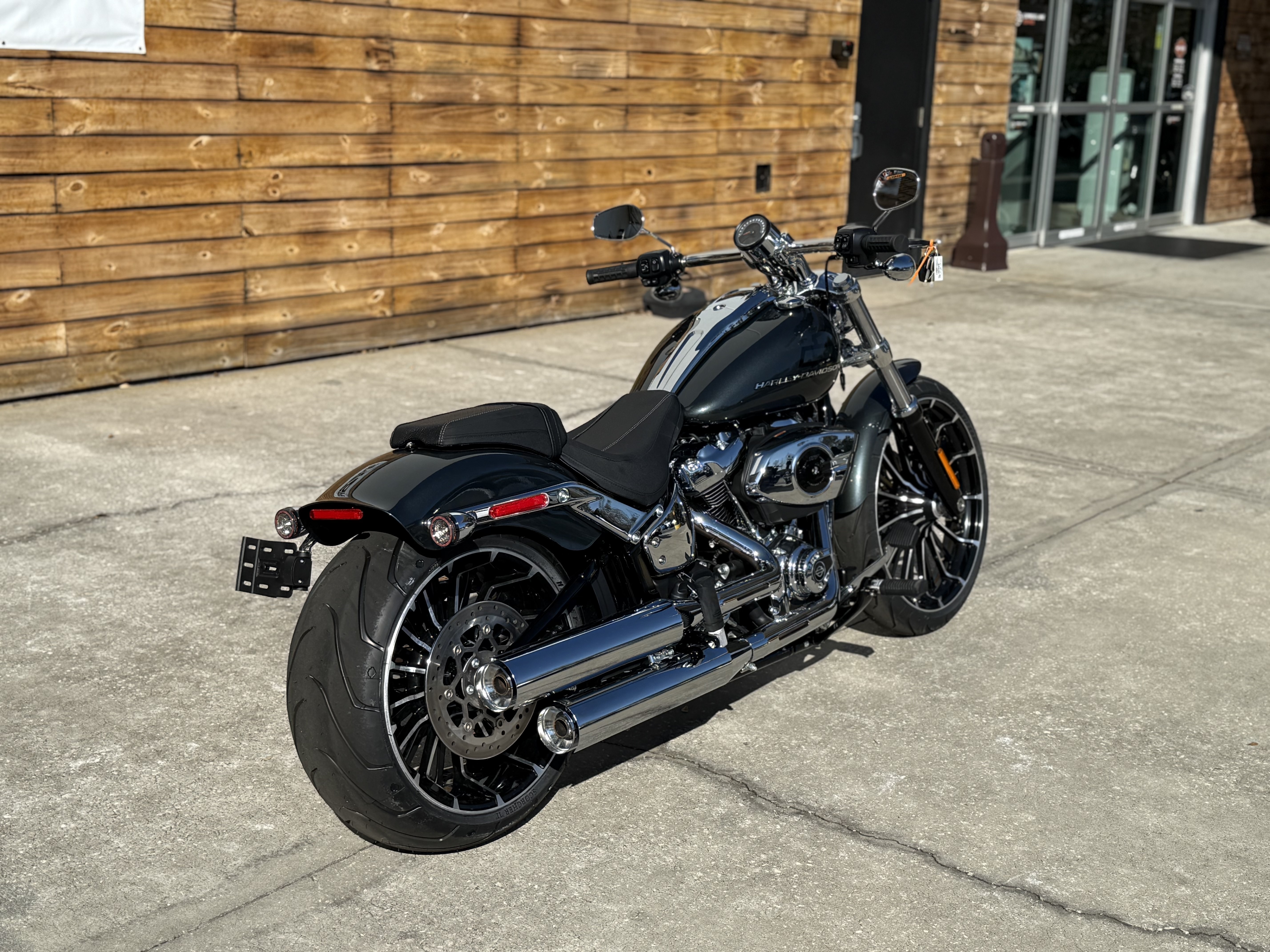レザー ブラック フレアパンツーHARLEY-DAVIDSON New 2026 Harley-Davidson Breakout® Motorcycle - Specs, Price