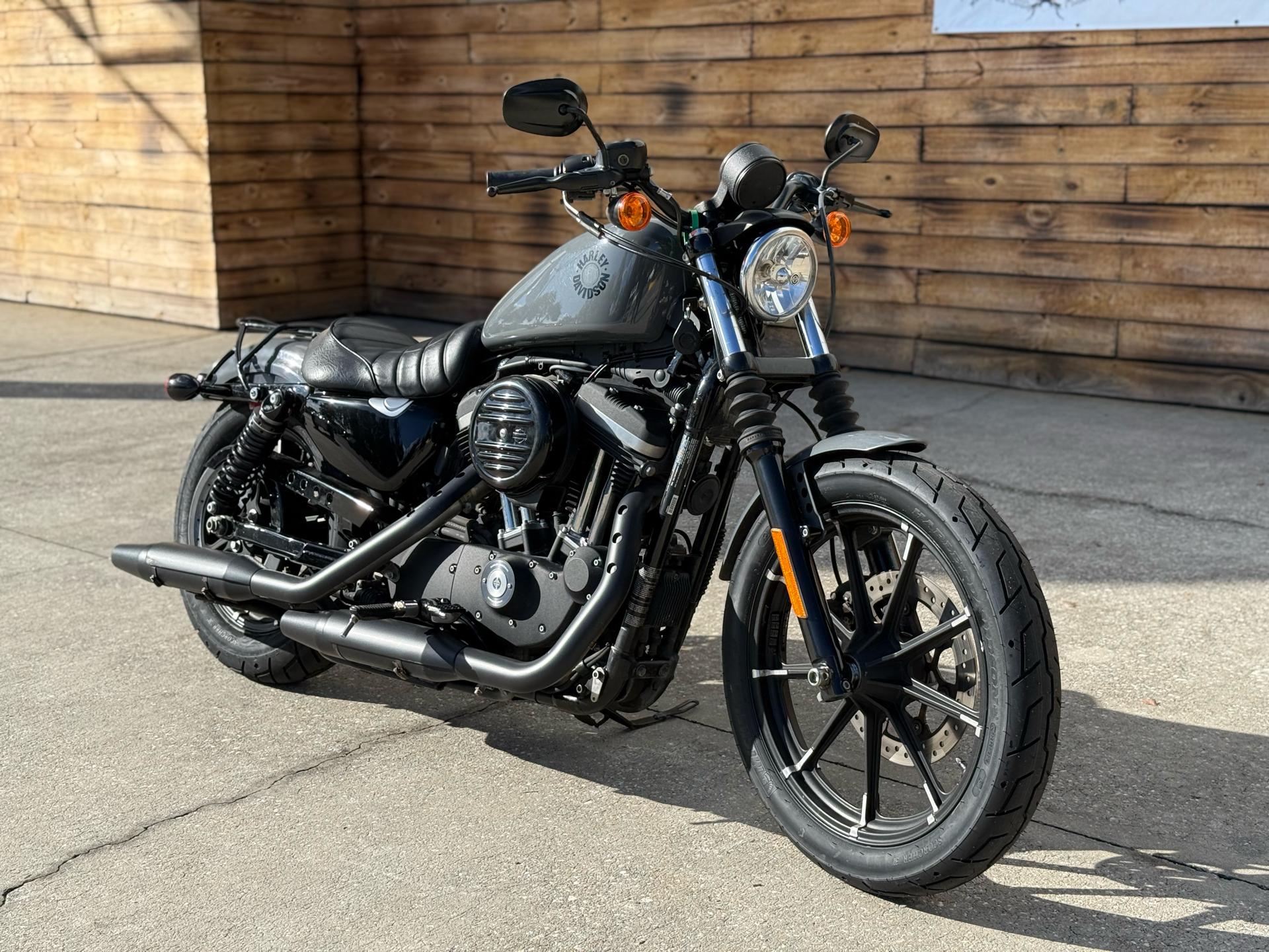 Used 2022 Harley-Davidson Iron 883™ Motorcycle - Specs, Price