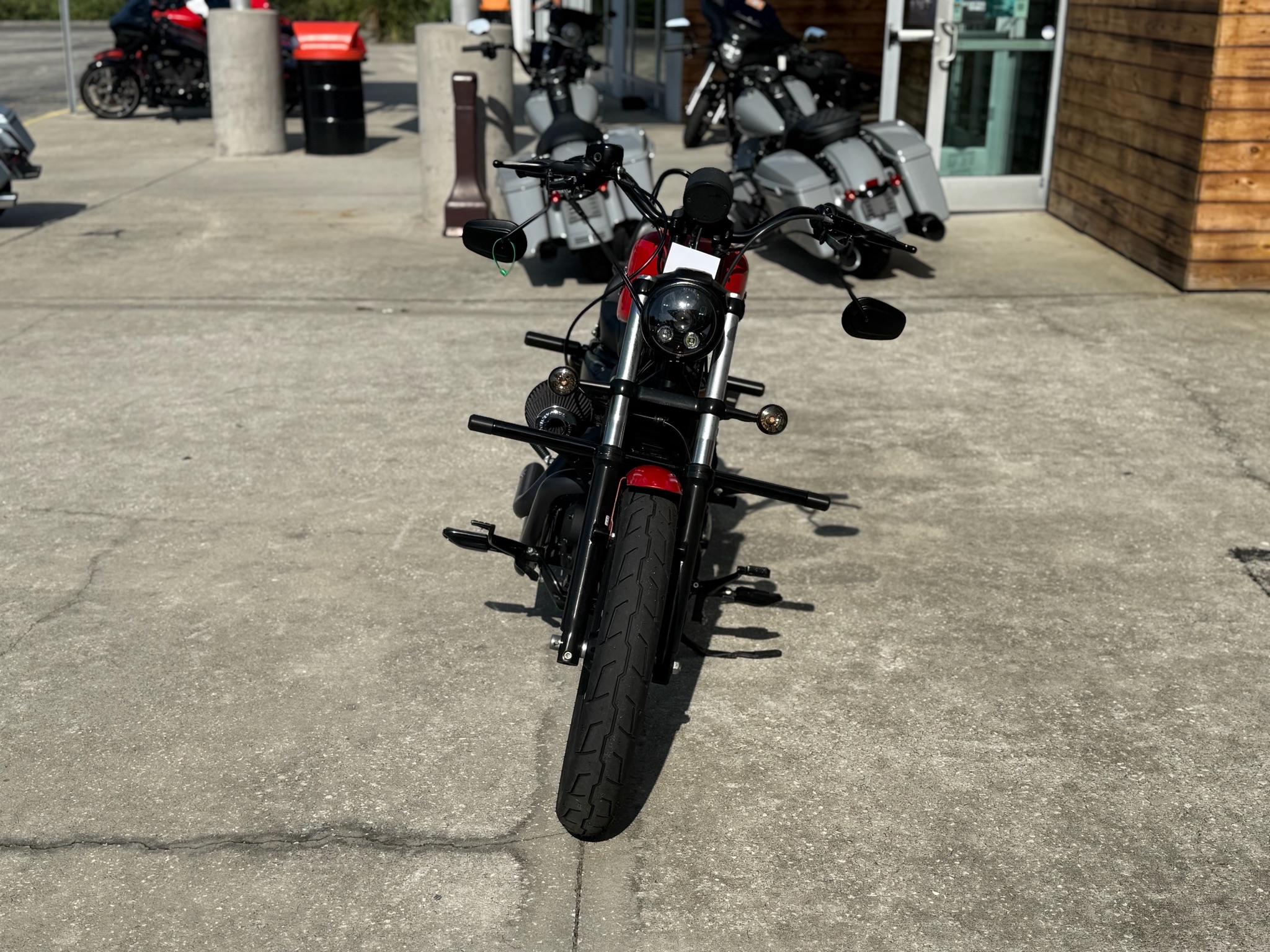 2017 Harley-Davidson Iron 883 3