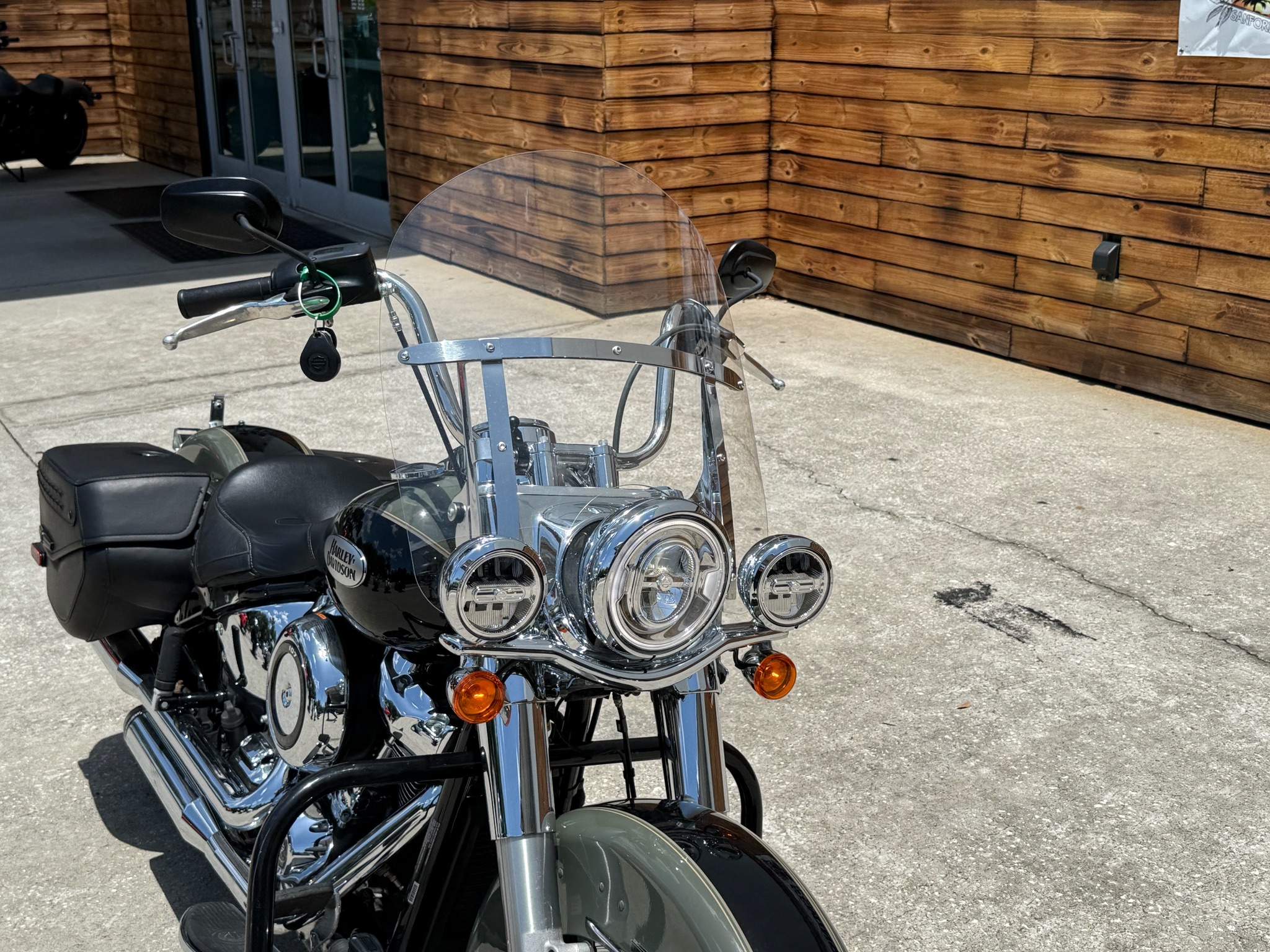 Used 2021 Harley-Davidson Heritage Classic Motorcycle - Specs