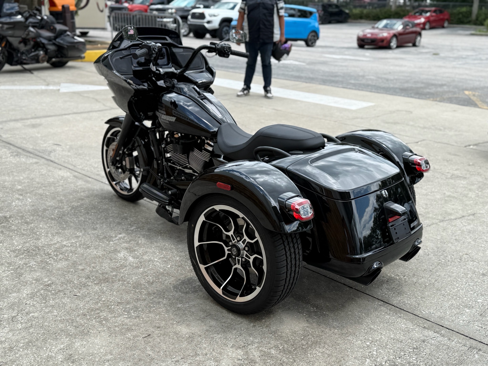 2026 Harley-Davidson Road Glide® 3 7