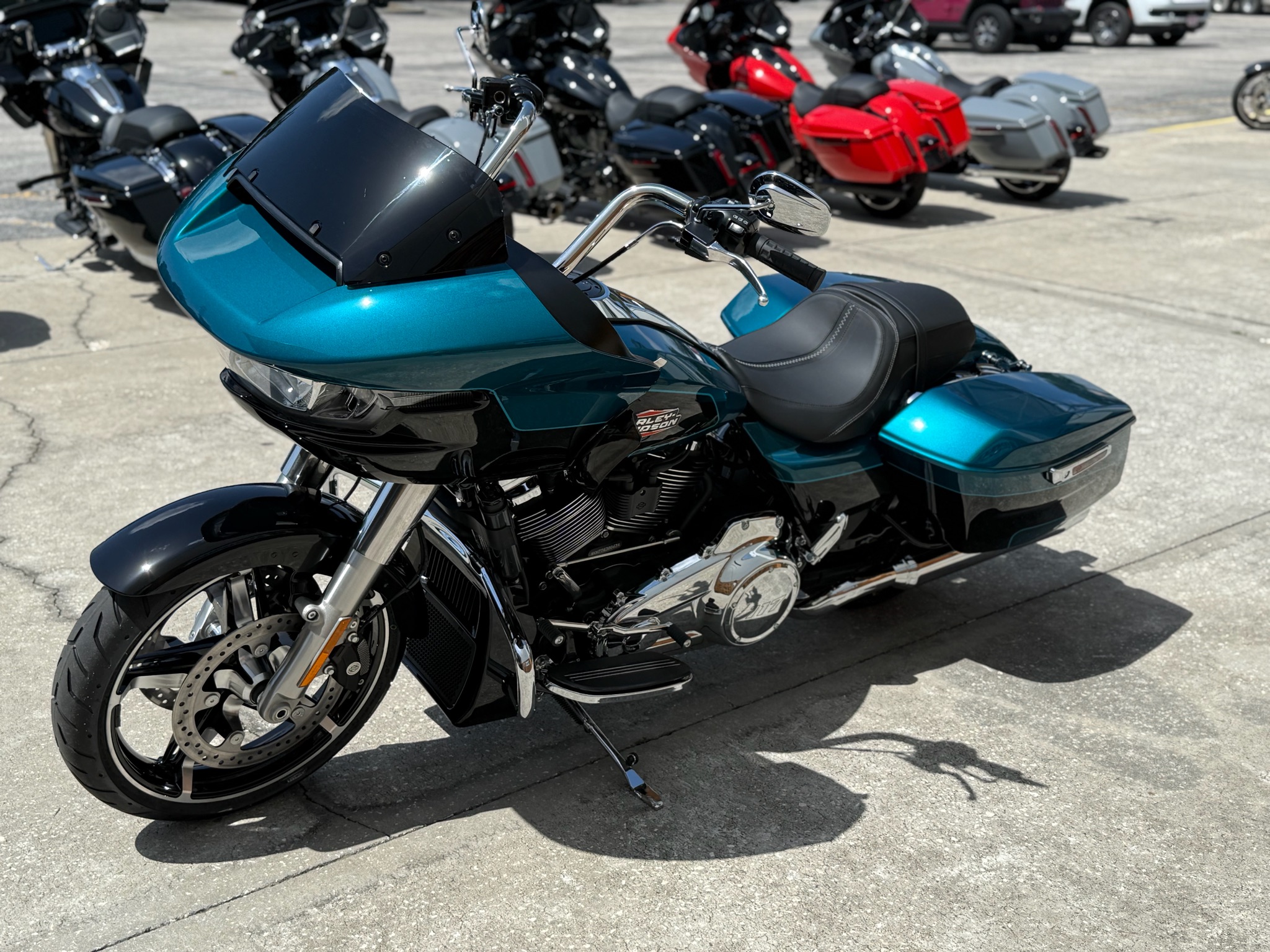 2026 Harley-Davidson Road Glide® 11