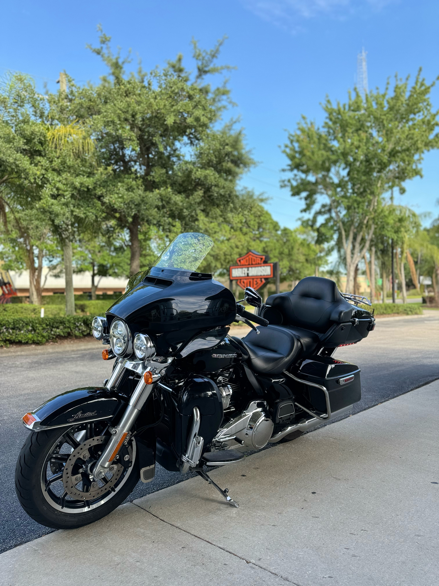 Used 2018 Harley-Davidson Ultra Limited Motorcycle - Specs, Price