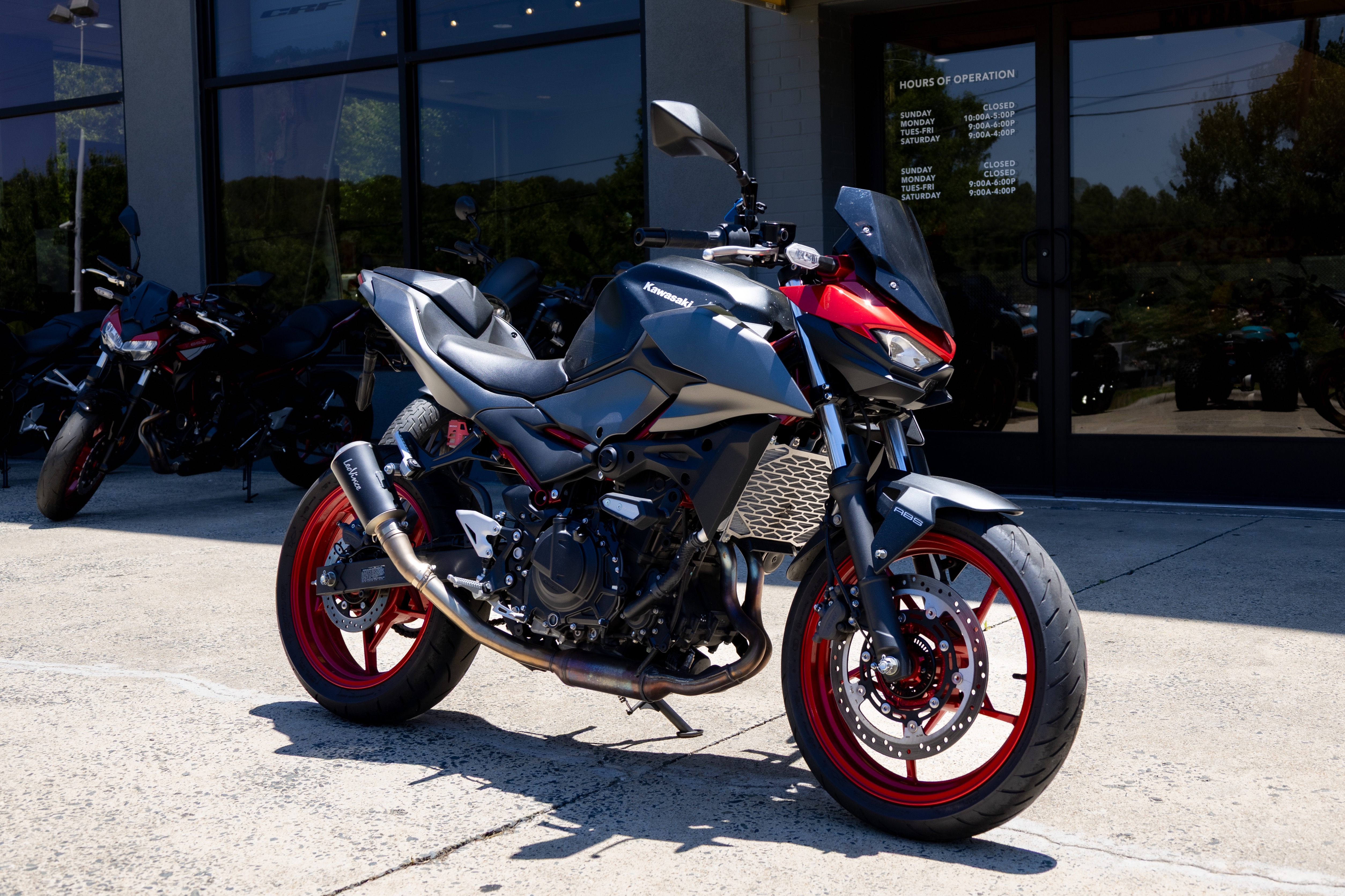 Used 2024 Kawasaki Z500 SE ABS, Durham NC | Specs, Price, Photos
