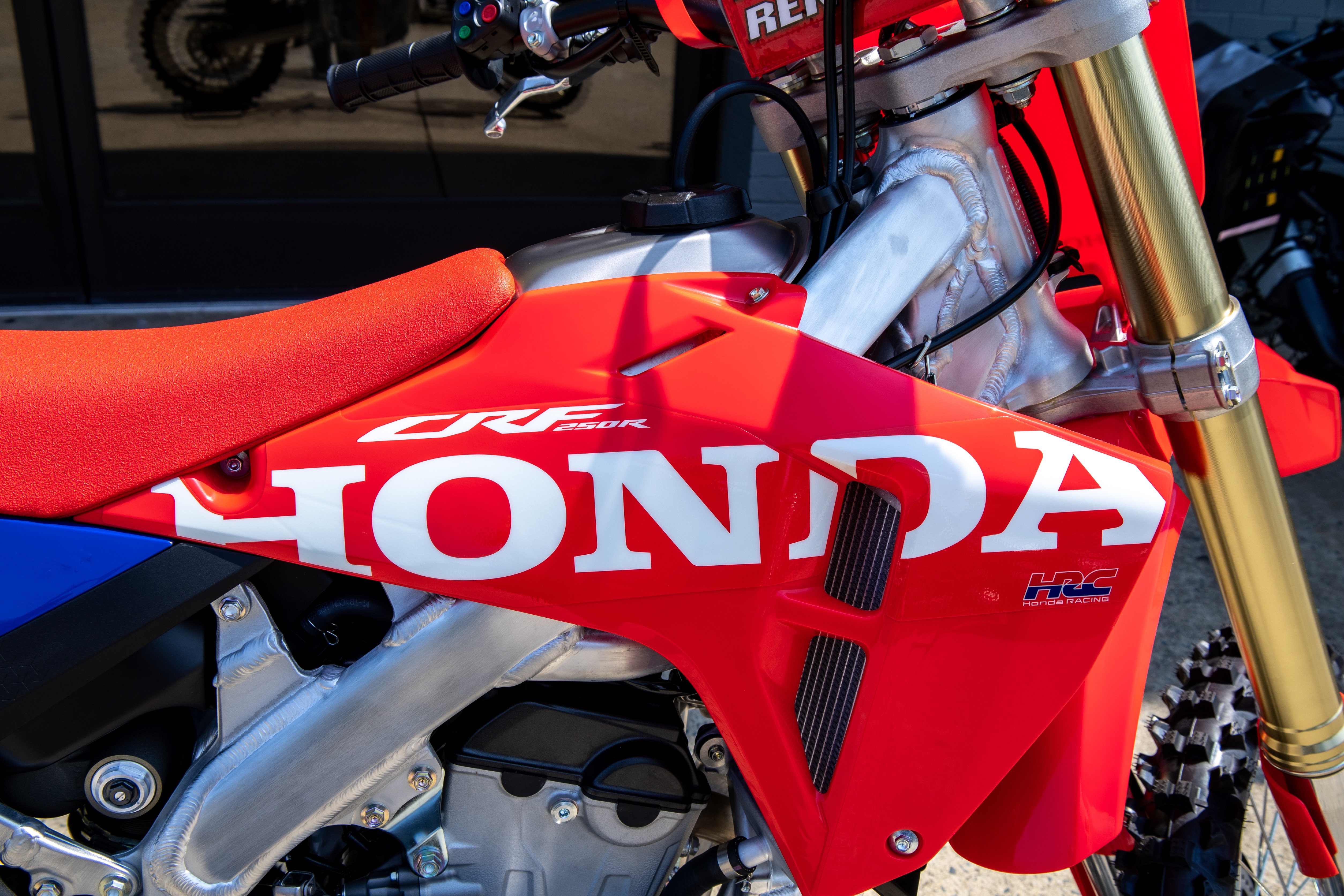 2027 Honda CRF250R 6